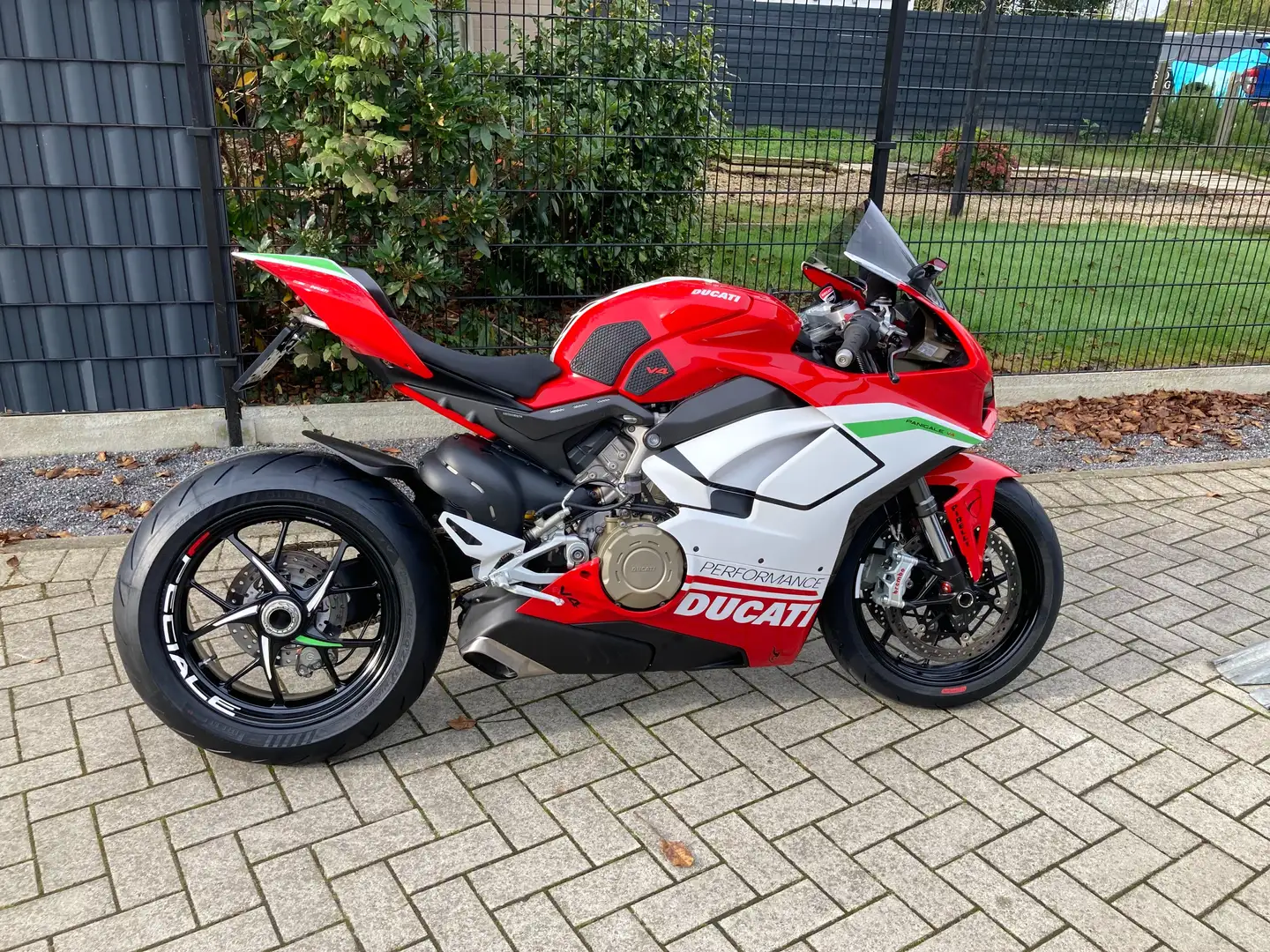 Ducati Panigale V4 Rouge - 1