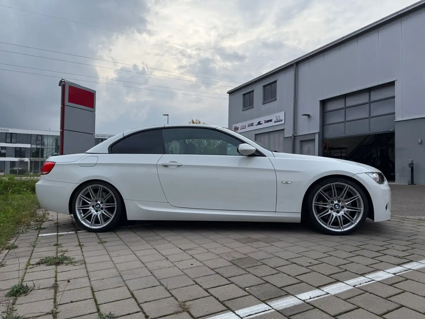 BMW 335 335i Cabrio Aut. N54 Weiß - 1