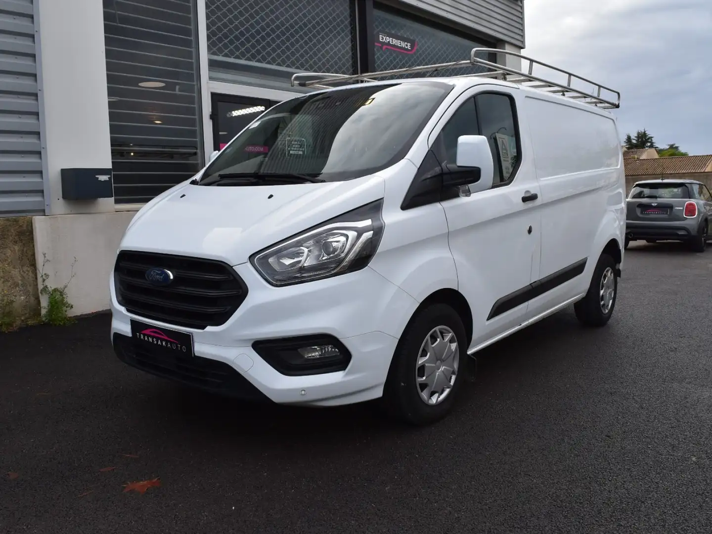 Ford Transit Custom TRANSIT CUSTOM FOURGON 300 L1H1 2.0 ECOBLUE 105 TREND BUSINESS Blanc - 1