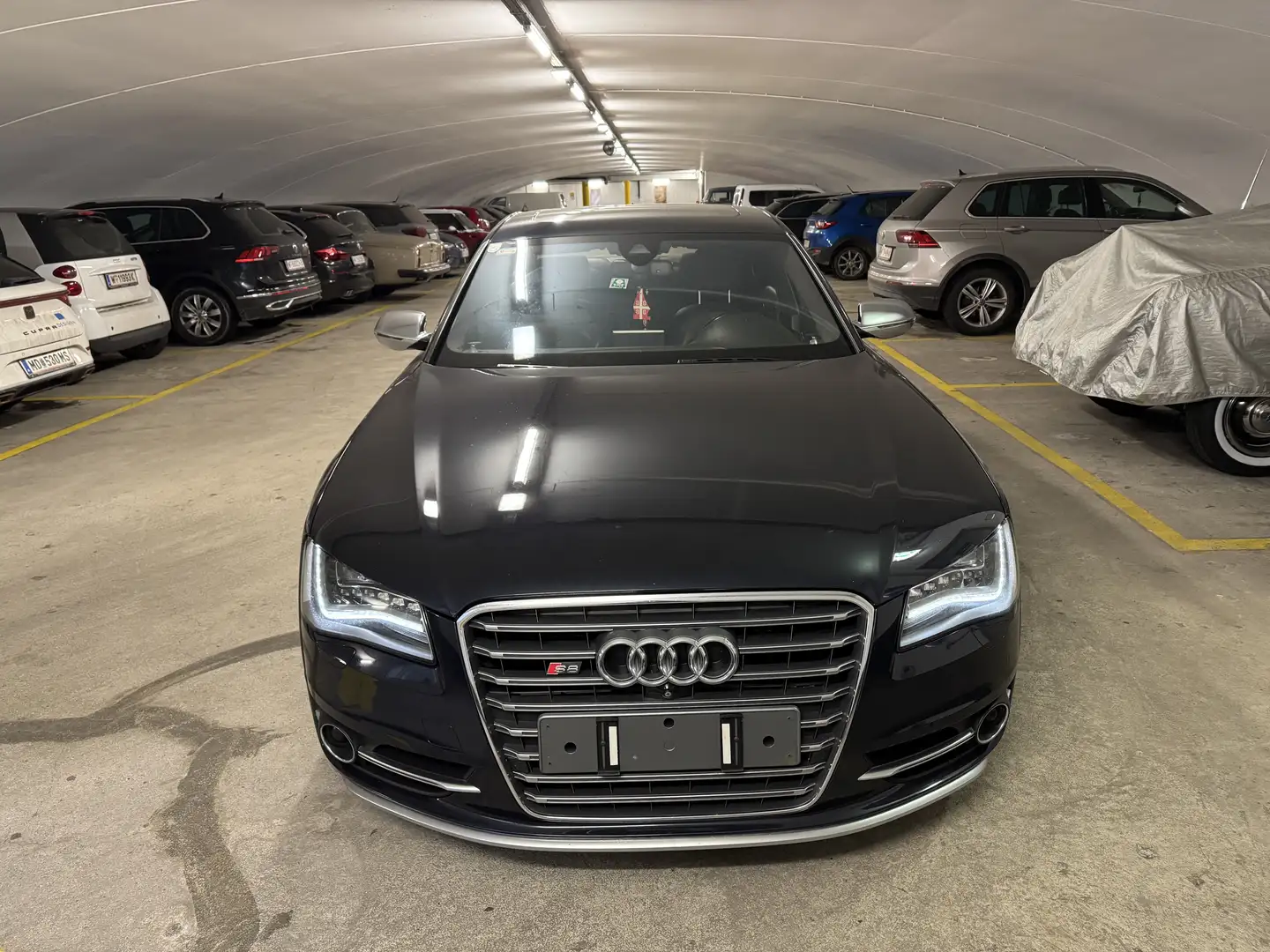 Audi S8 A8 4,0 FSI V8 quattro Tiptronic/Keramik - 1