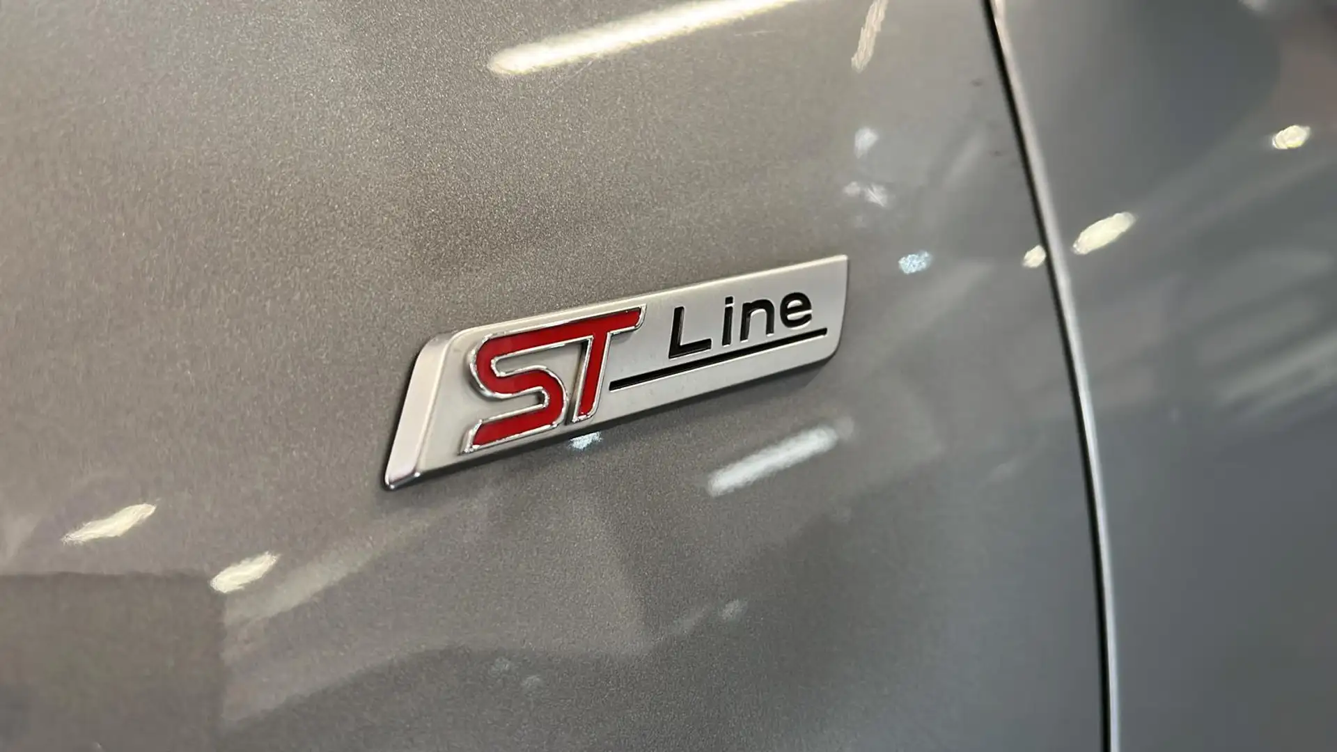 Ford Kuga Kuga III 2020 1.5 ecoblue ST-Line 2wd 120cv auto Grau - 2