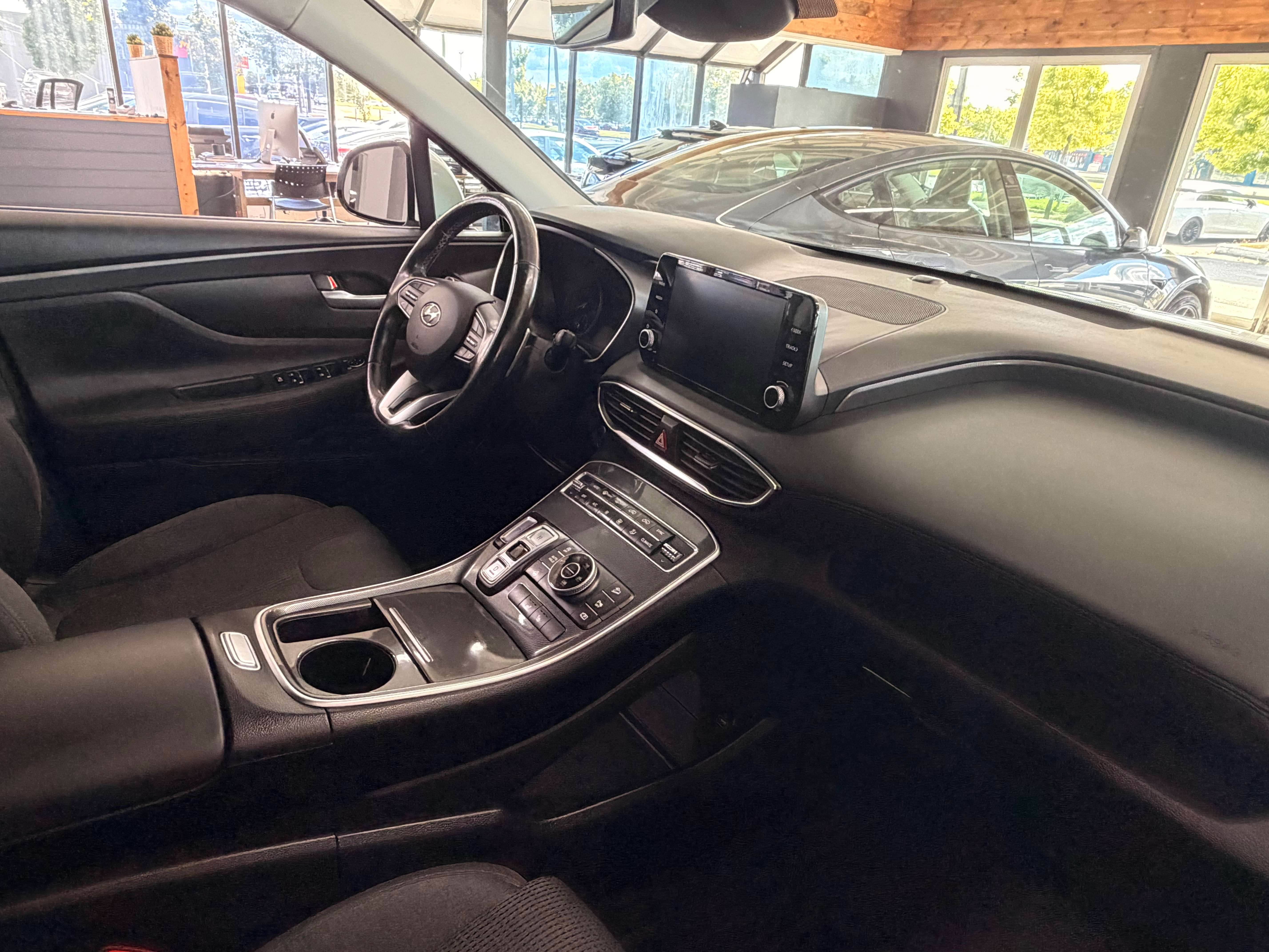 2021 Hyundai Santa Fe Preferred - Image 9