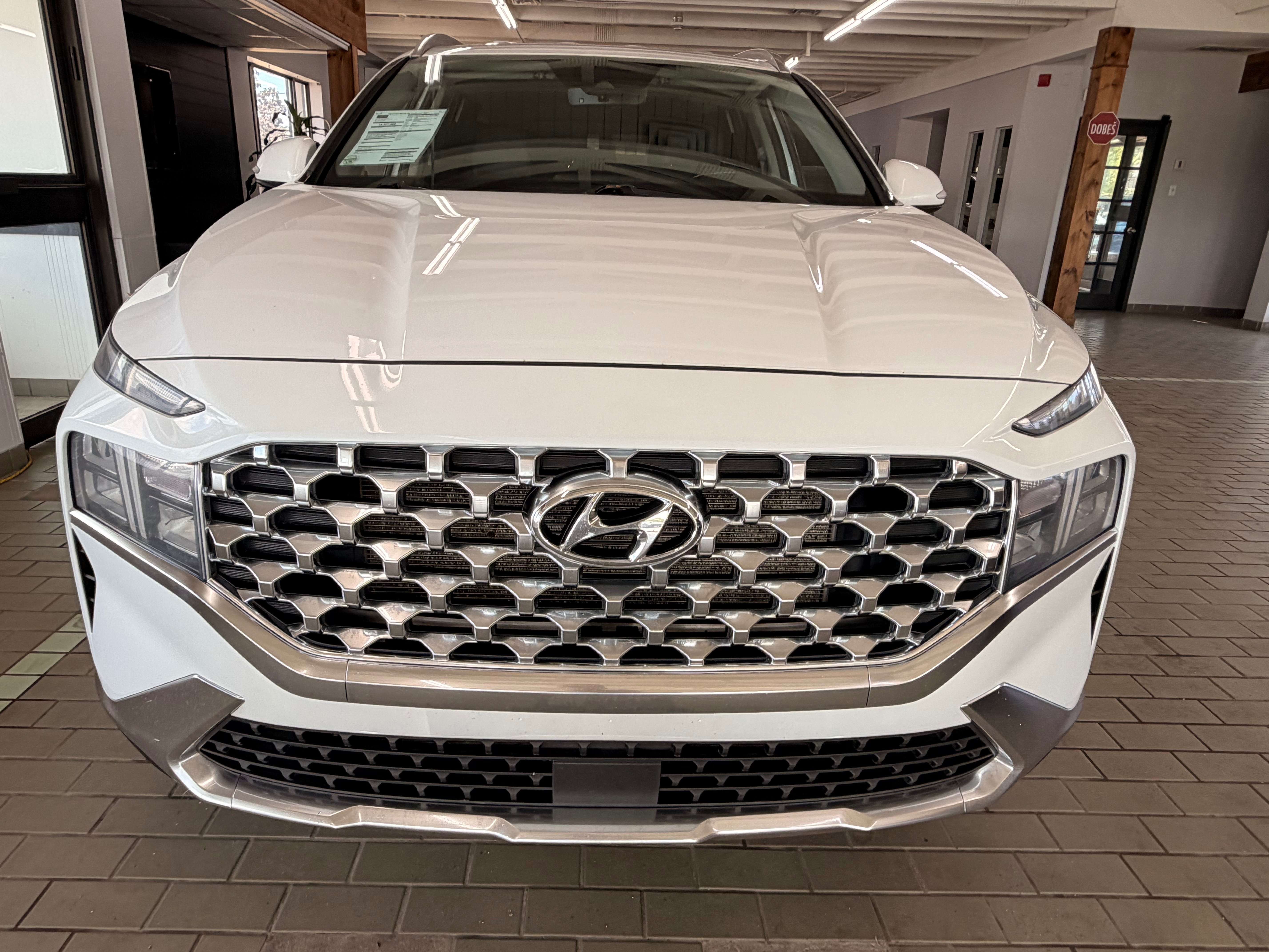 2021 Hyundai Santa Fe Preferred - Image 7