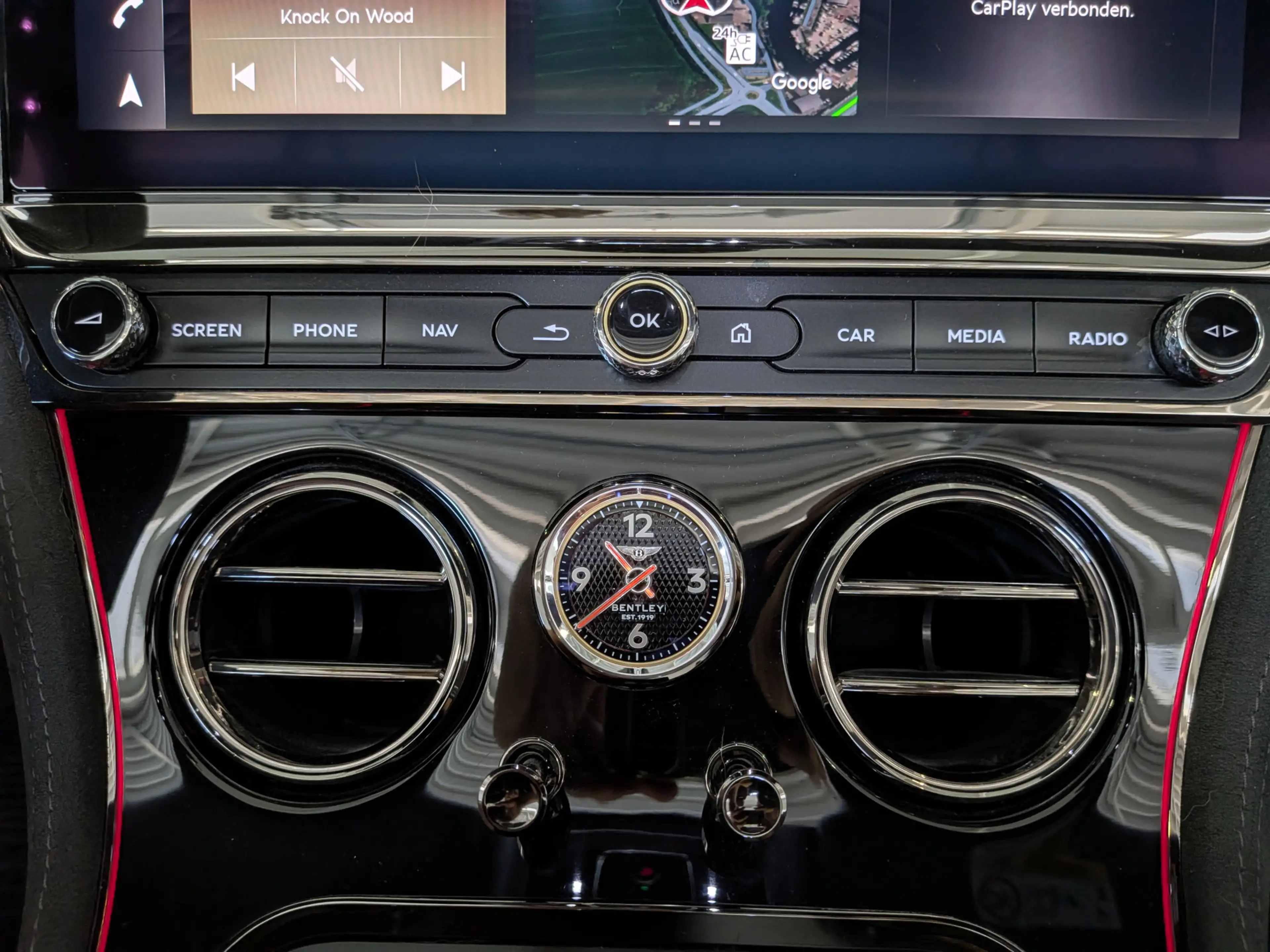 Bentley Continental GTC 4.0 V8 Hybrid Mulliner First 1 Edition — photo 35