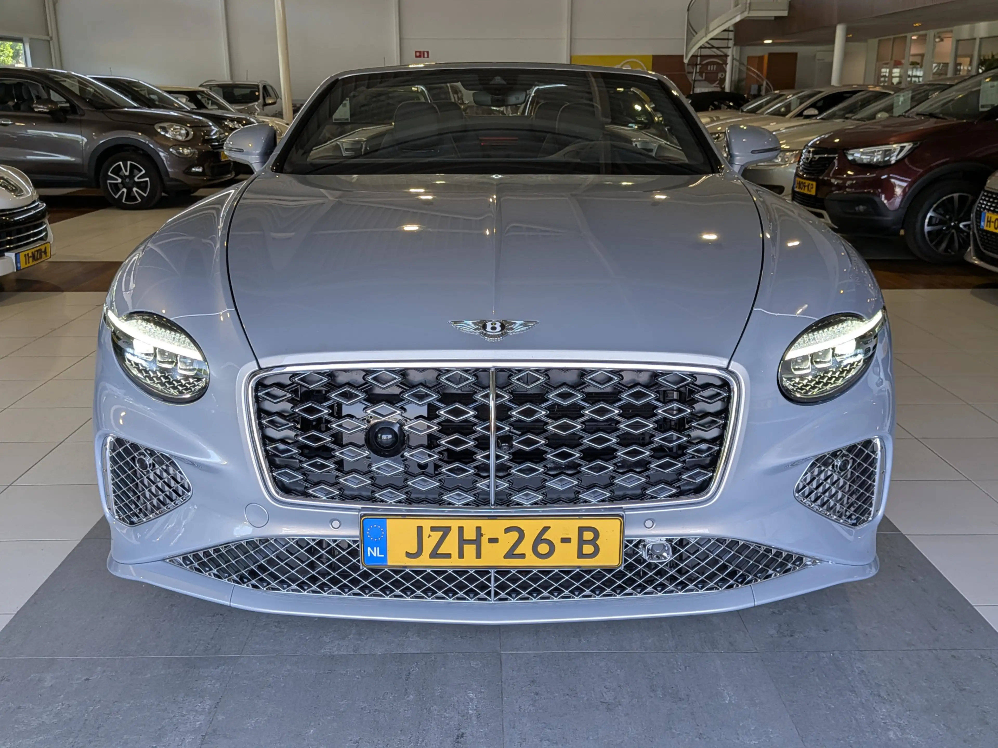 Bentley Continental GTC 4.0 V8 Hybrid Mulliner First 1 Edition — photo 7