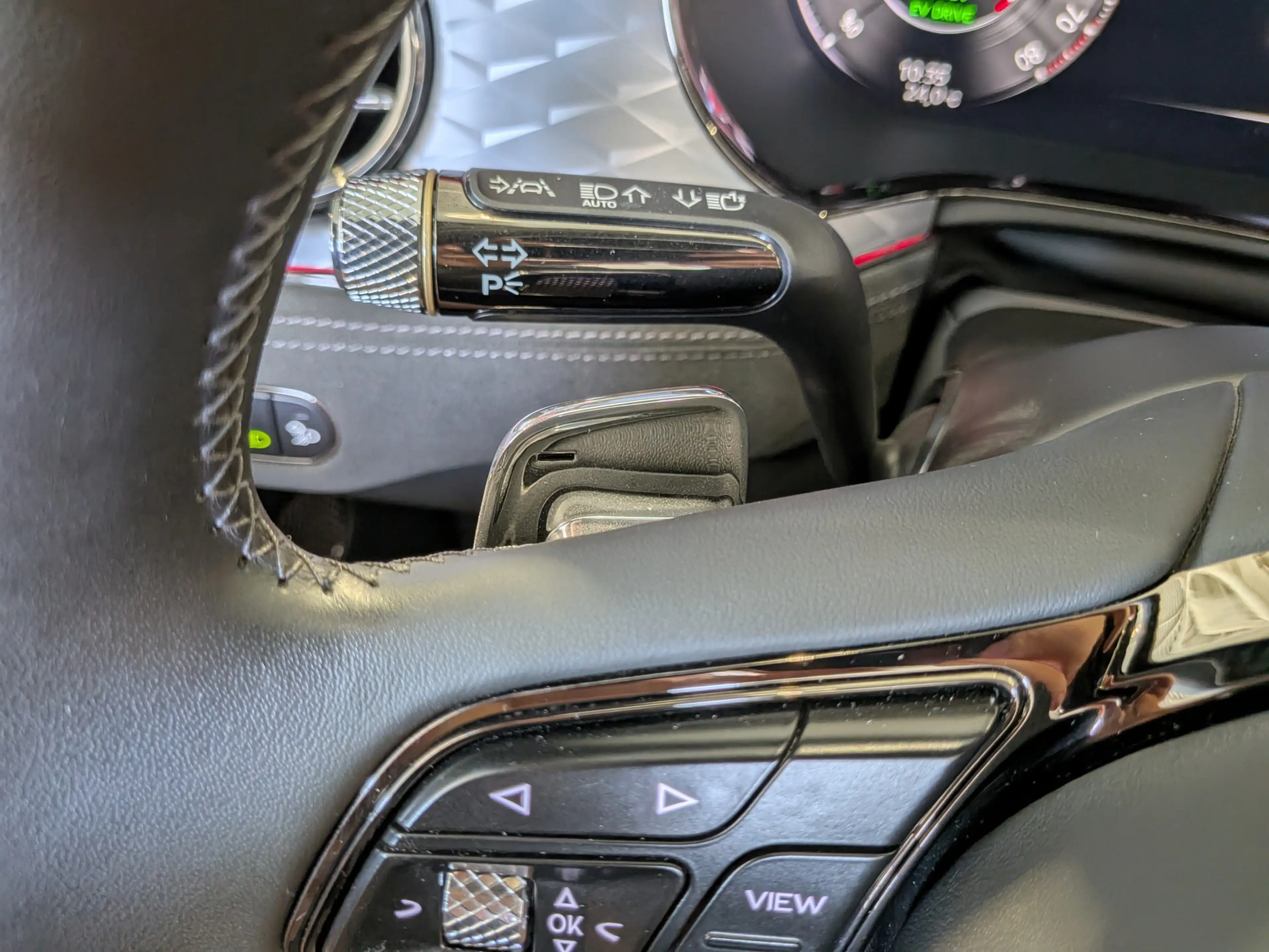 Bentley Continental GTC 4.0 V8 Hybrid Mulliner First 1 Edition — photo 28