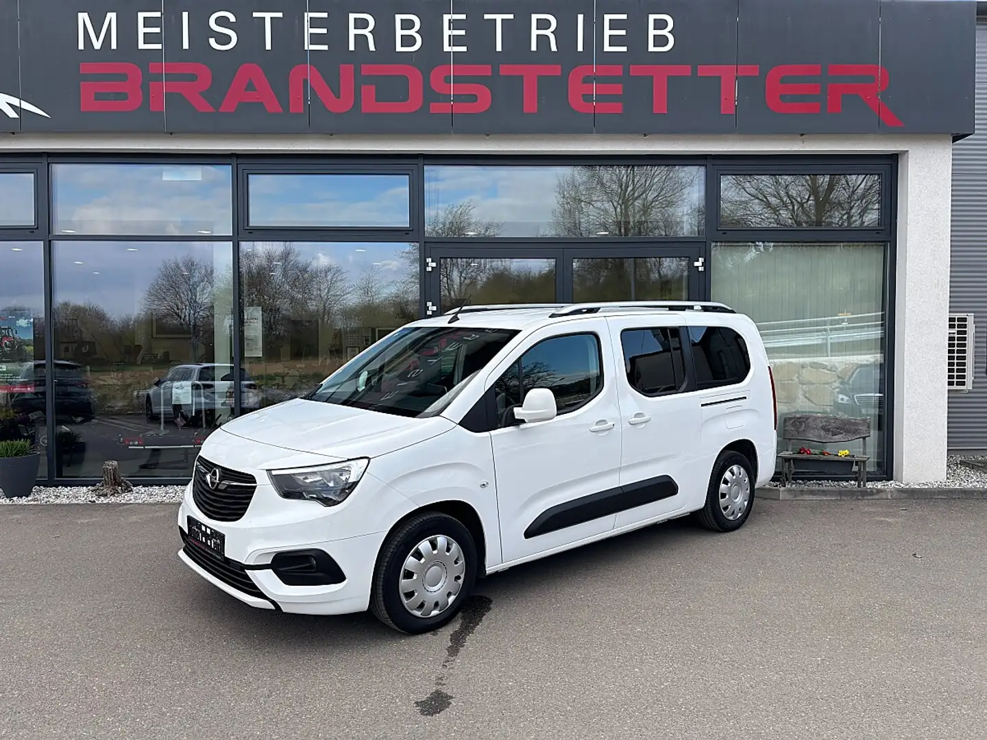 Opel Combo Tour Ed. L2H1 1,6 CDTI Ecot. Easytr. St./St. er... Weiß - 1