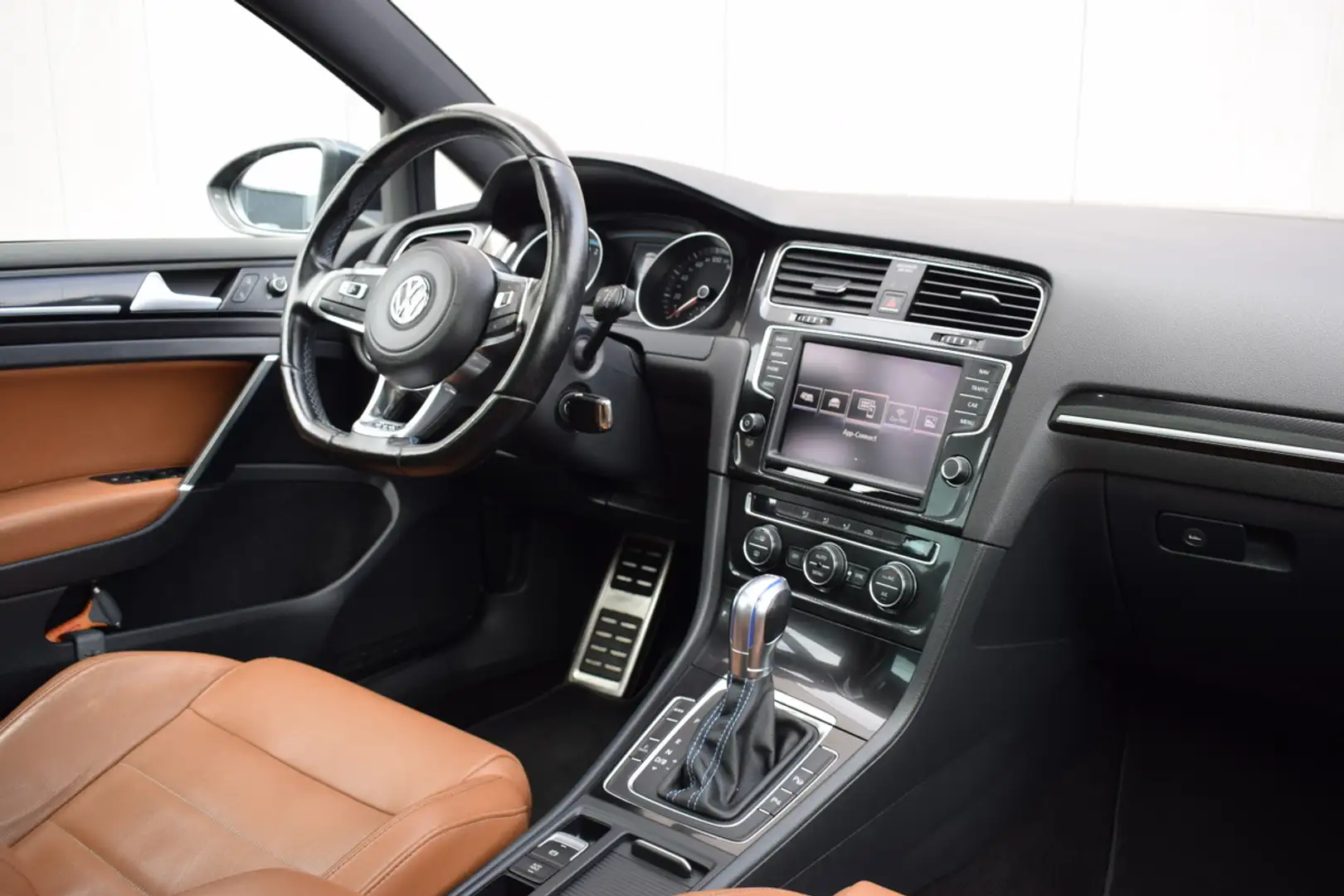 Volkswagen Golf GTE 1.4 TSi Automaat LED | Panoramadak | Bruin Leder | Gris - 2