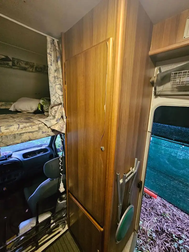 Caravans-Wohnm Ford Super brig 677, foto 8