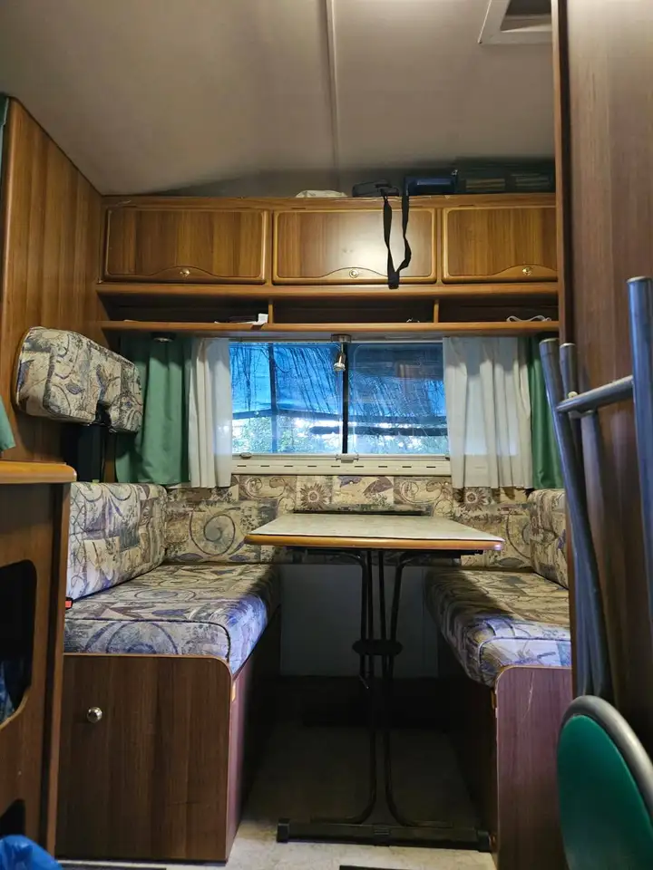 Caravans-Wohnm Ford Super brig 677, foto 6