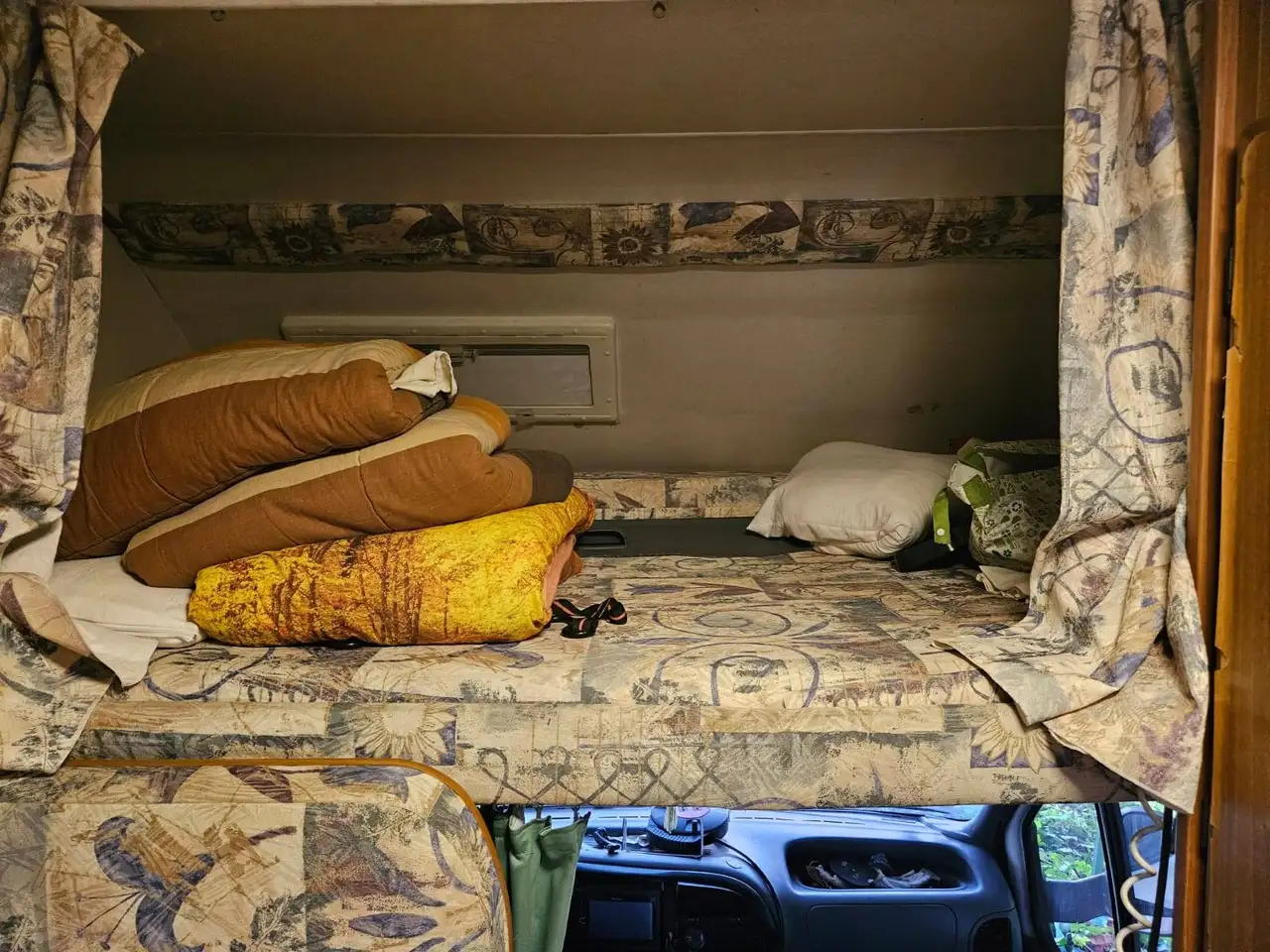 Caravans-Wohnm Ford Super brig 677, foto 4