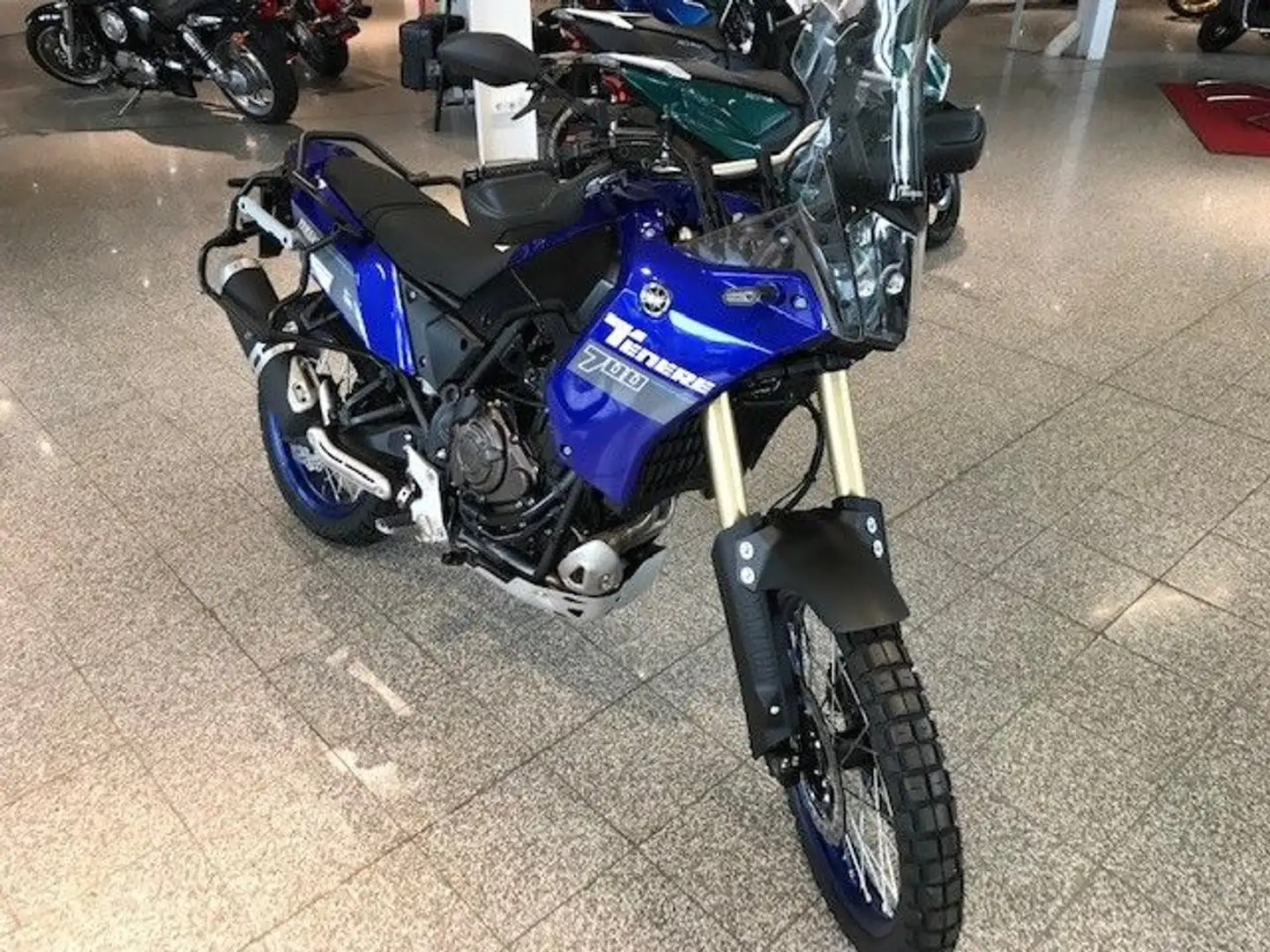 Yamaha Tenere 700 Explore plus Hauptständer und Koffer - 2