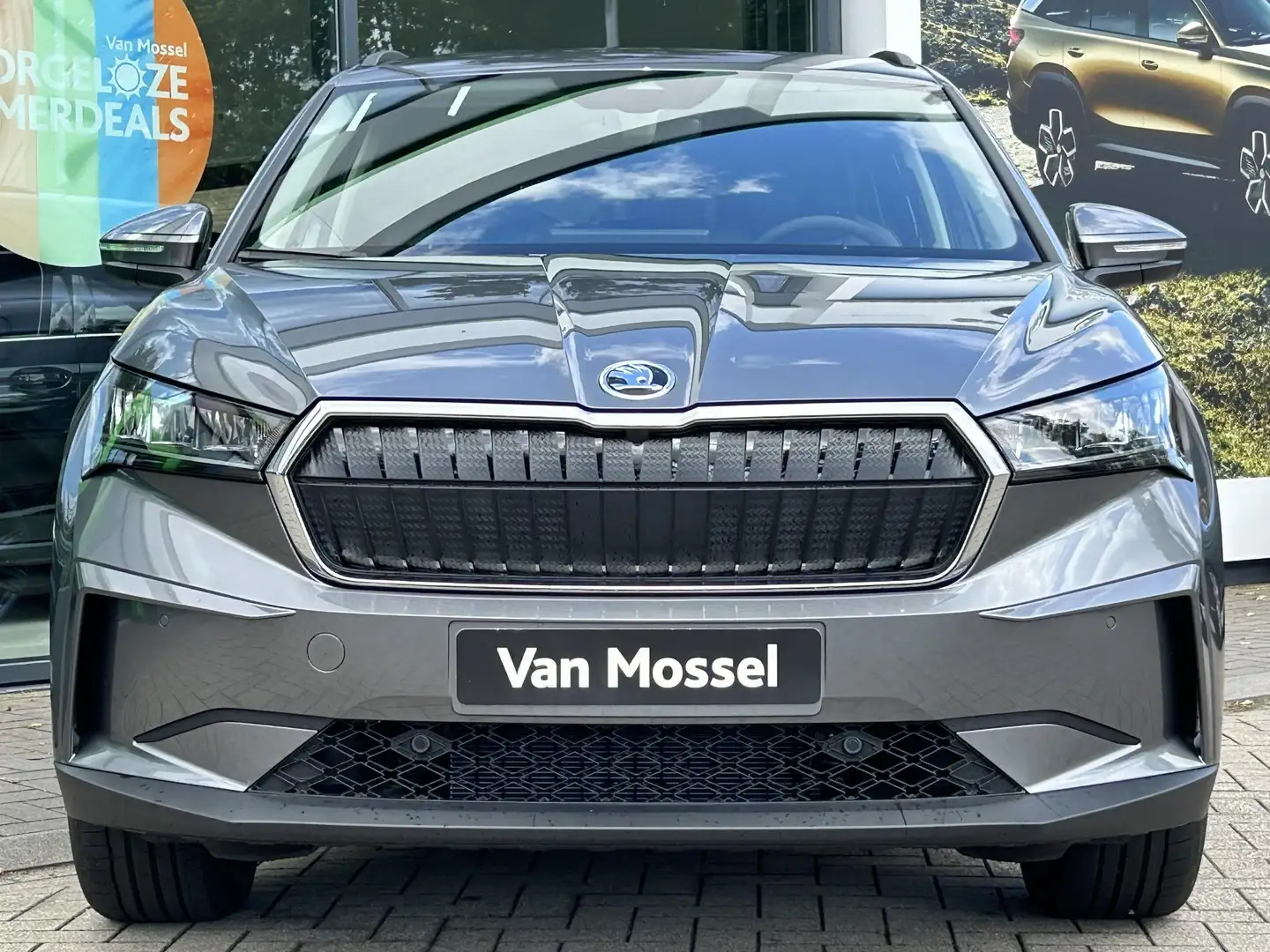 Skoda Enyaq 60 Business Edition 58 kWh 180 PK | Automaat | Mat Gris - 2