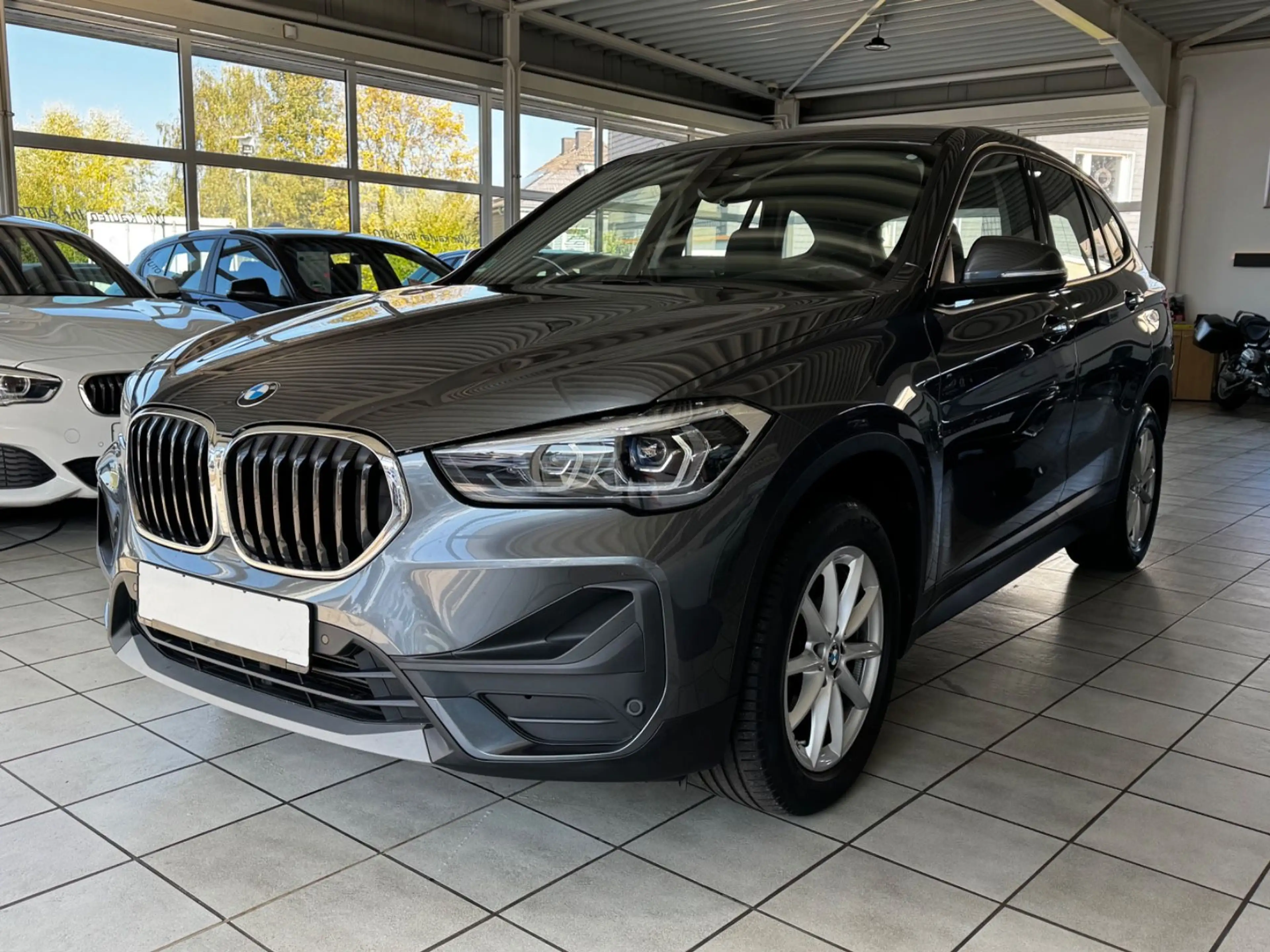 BMW X1 sDrive 18 dA/1.HD/HUD/LED/NAVI/CAM/PDC/TEL/BT