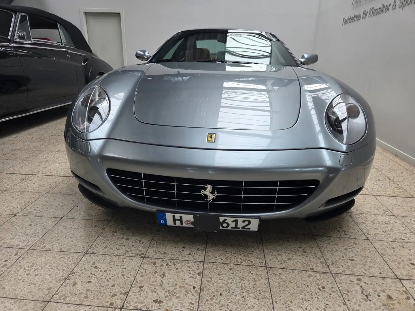 Ferrari 612 Scaglietti SERVICE NEU INKL. ZAHNRIEMEN Grau - 2
