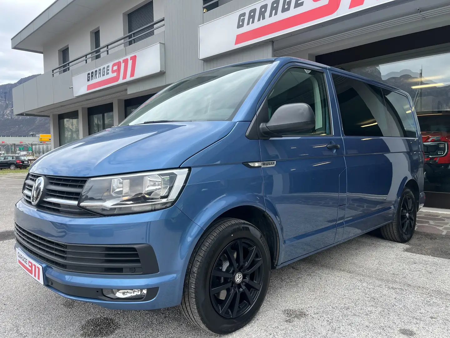 Volkswagen T6 Multivan BULLI TDI 2.0 NAVI TEL. POST LETTO 3 ZONE GANCIO Blu/Azzurro - 1