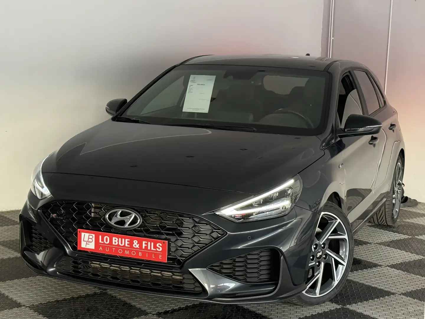 Hyundai i30 1.5 T-GDi Sky N-Line Grijs - 1