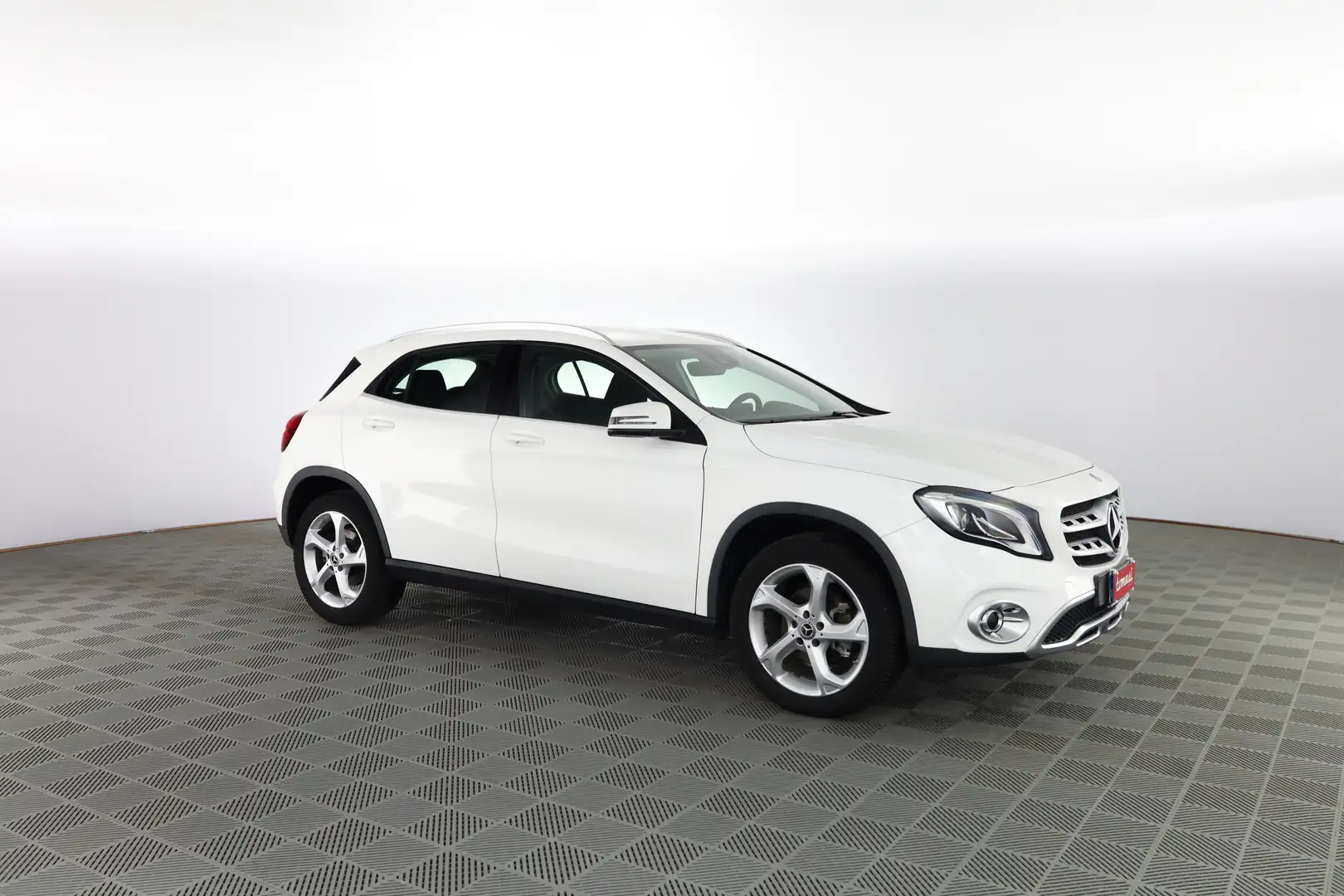Mercedes-Benz GLA 180 GLA 180 Sport Blanc - 2