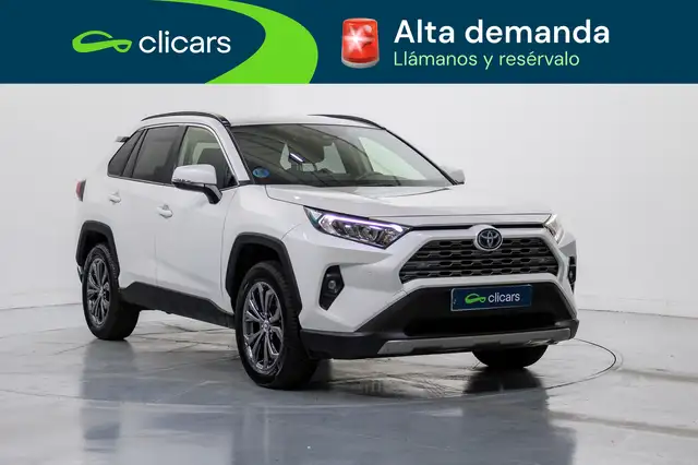 Toyota Rav4 view 3