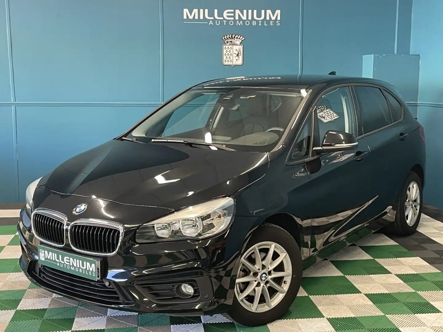 BMW 216 SERIE ACTIVETOURER (F45) 216I 102CH LOUNGE 1ERE MAIN Noir - 1