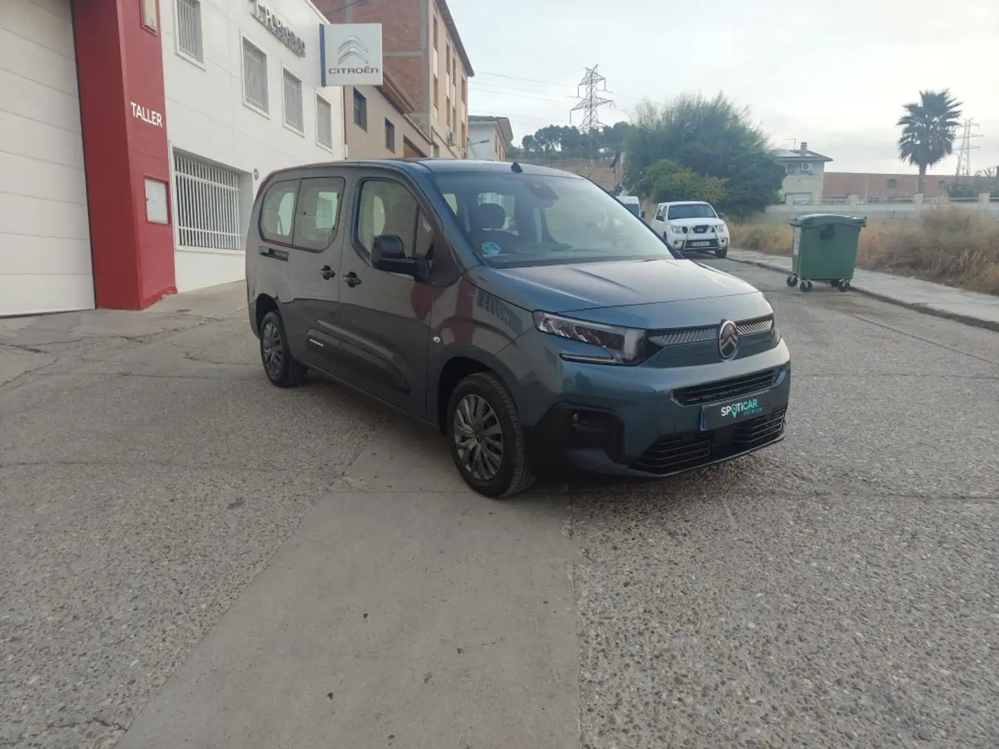 Citroen Berlingo BlueHDi S&S Talla XL Plus 130 EAT8 Verde - 2