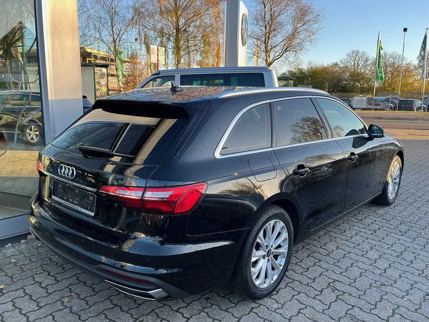 Audi A4 Avant 35 TDI S tronic +AHK+ACC+Navi Schwarz - 2