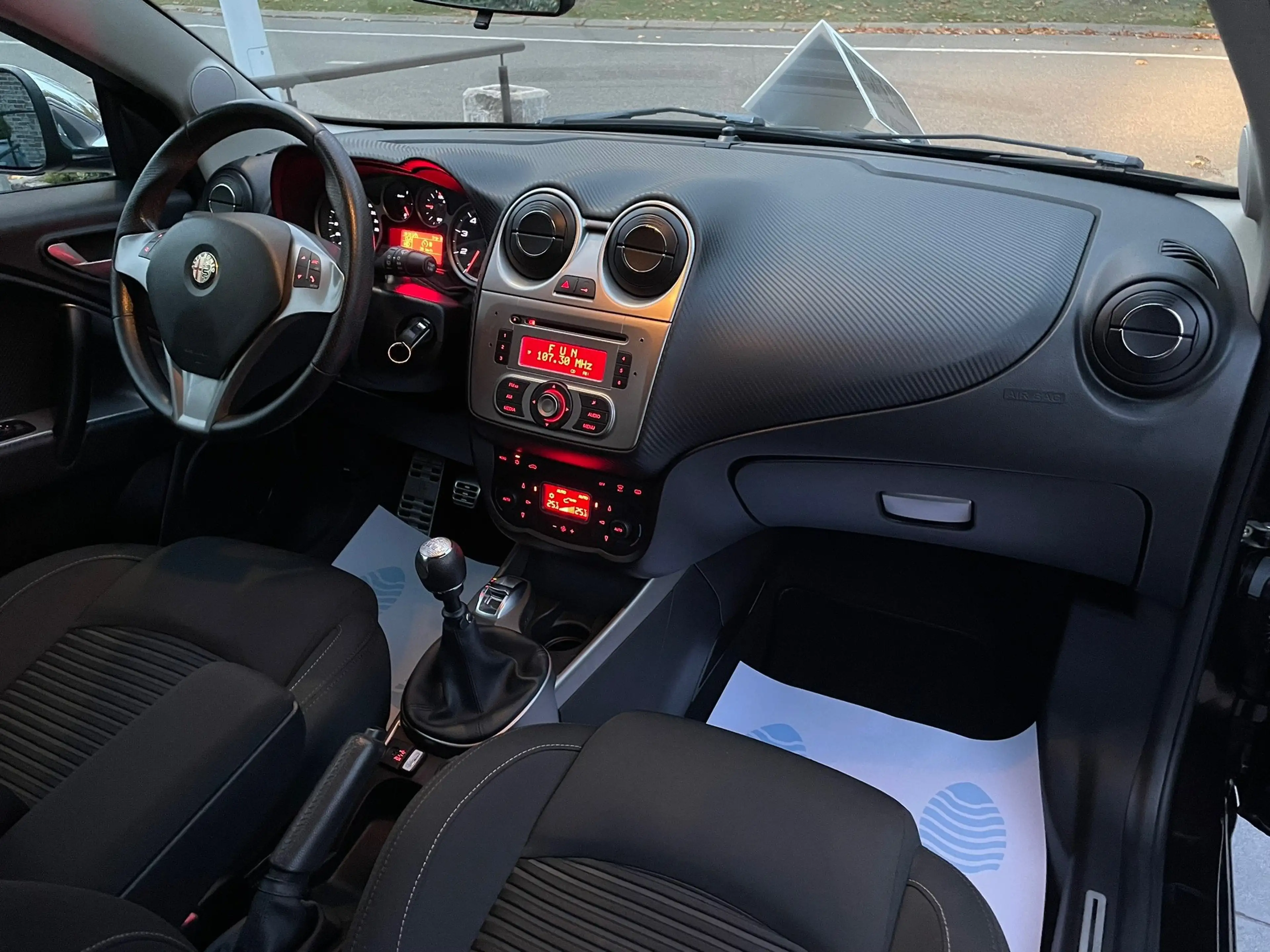 Alfa Romeo MiTo 🏴Mito 1.4i TURISMO⚠️GARANTIE 12 MOIS⚠️N — photo 9