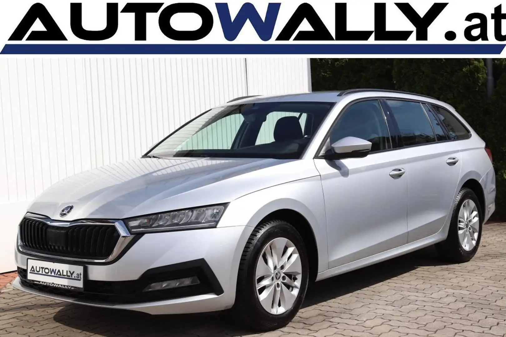 Skoda Octavia Combi 2,0 TDI Ambition Grau - 1
