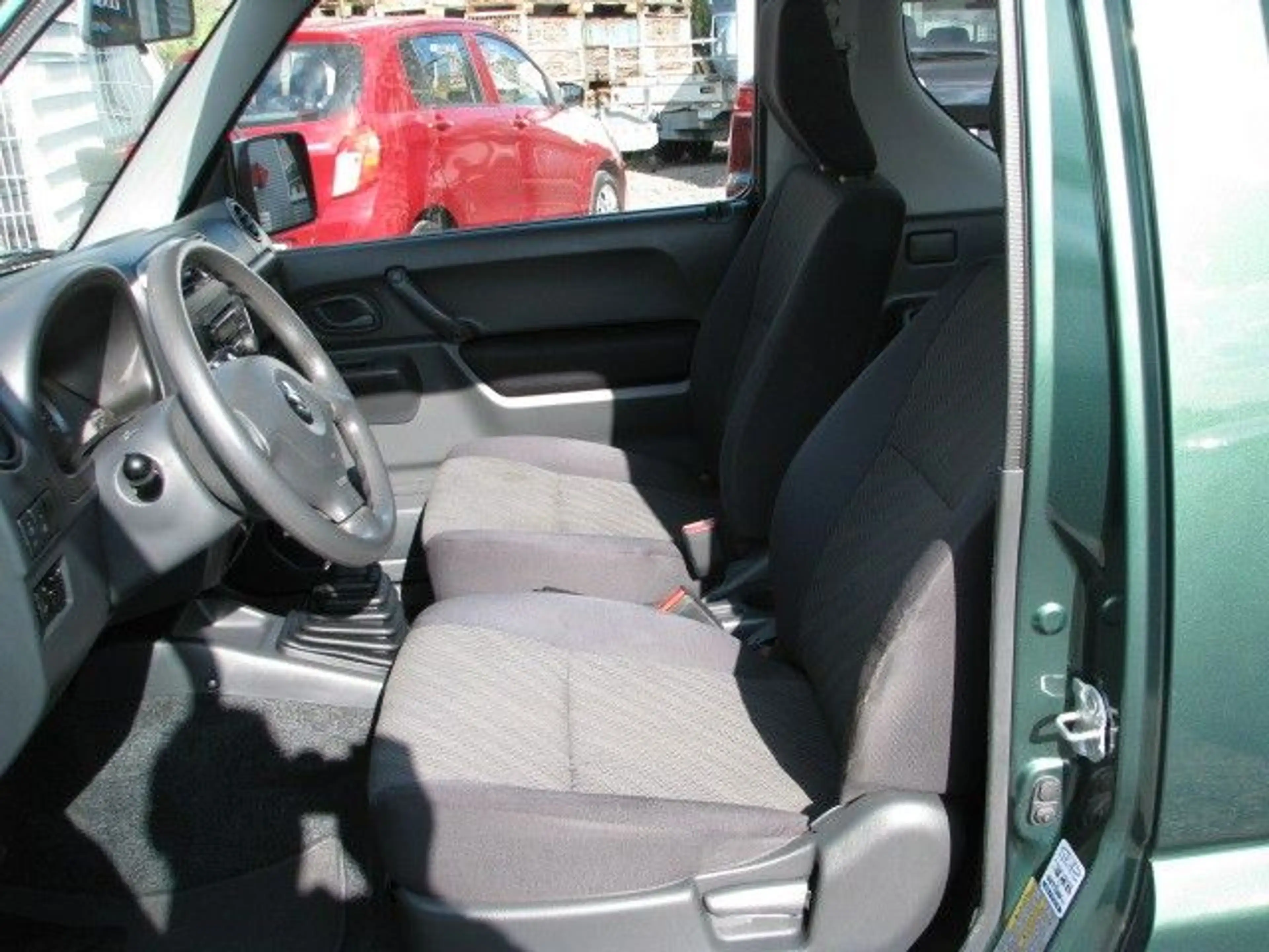 Suzuki Jimny 1.3 4WD Comfort — photo 4