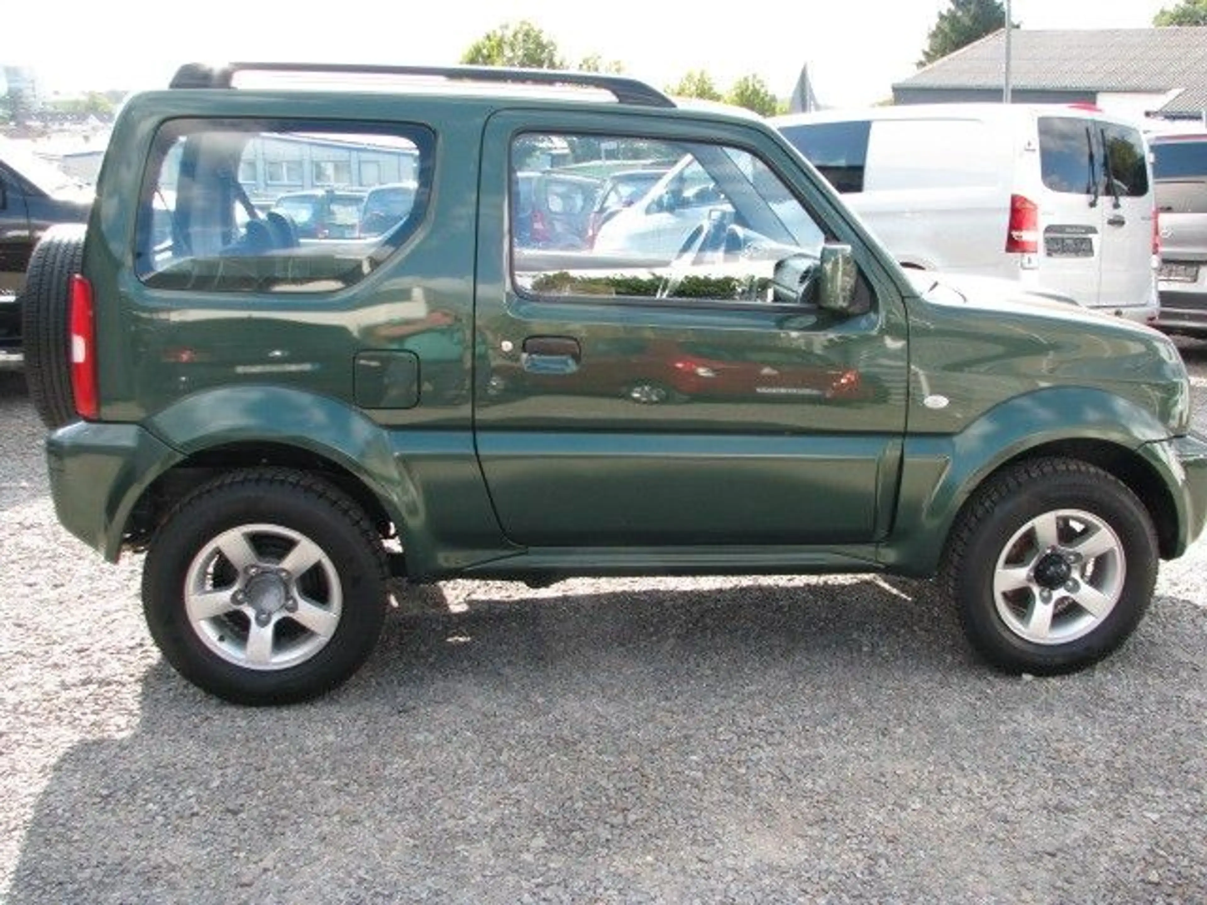 Suzuki Jimny 1.3 4WD Comfort — photo 17