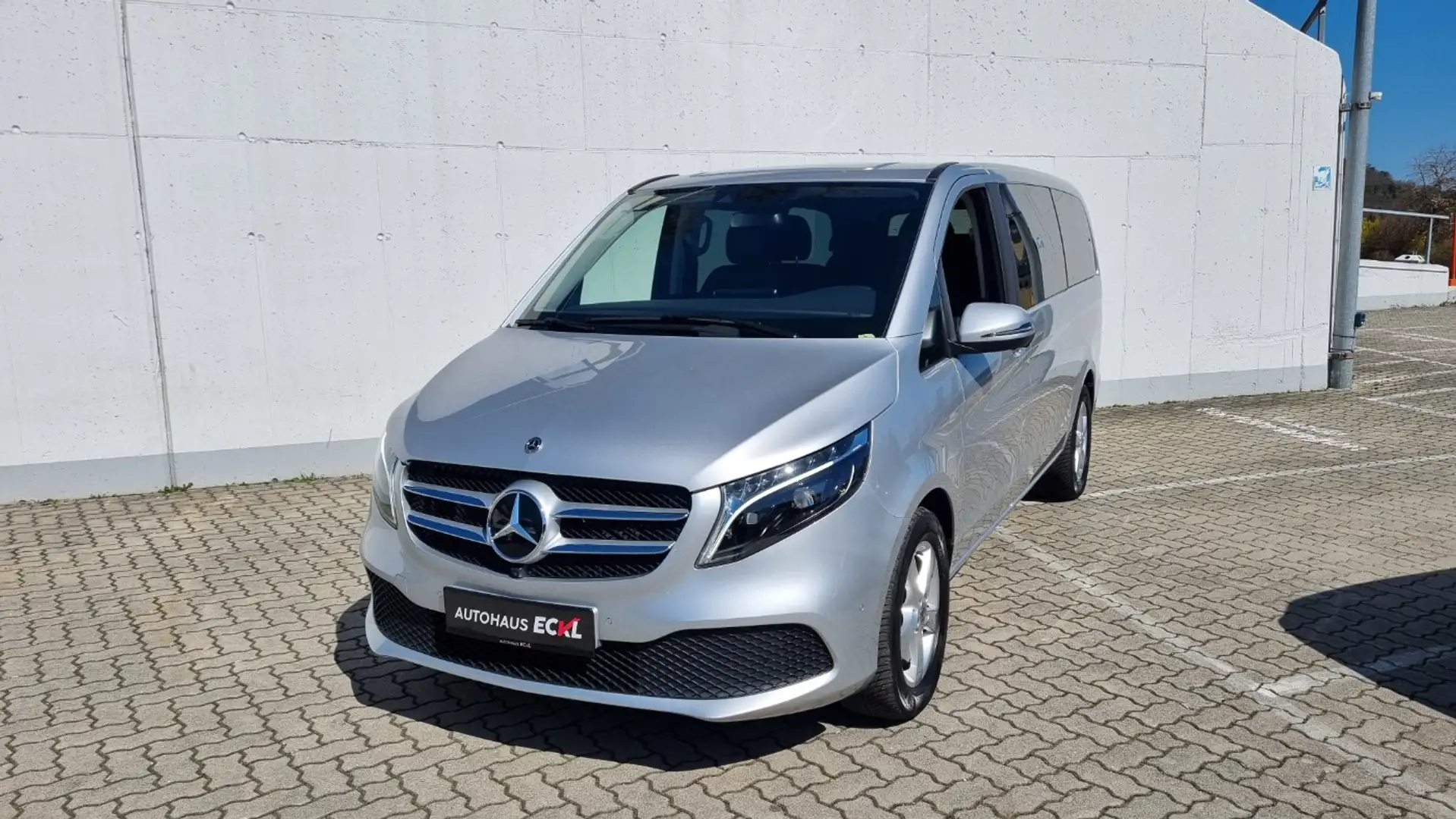 Mercedes-Benz V 220 d Lang 7 Sitzer Argintiu - 2