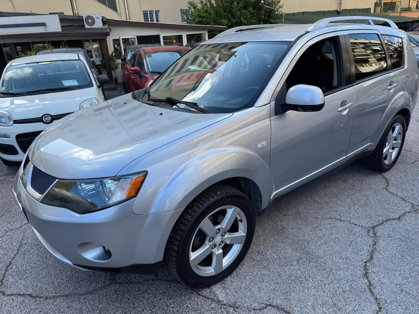Mitsubishi Outlander Outlander 2.0 instyle 4wd Argento - 1