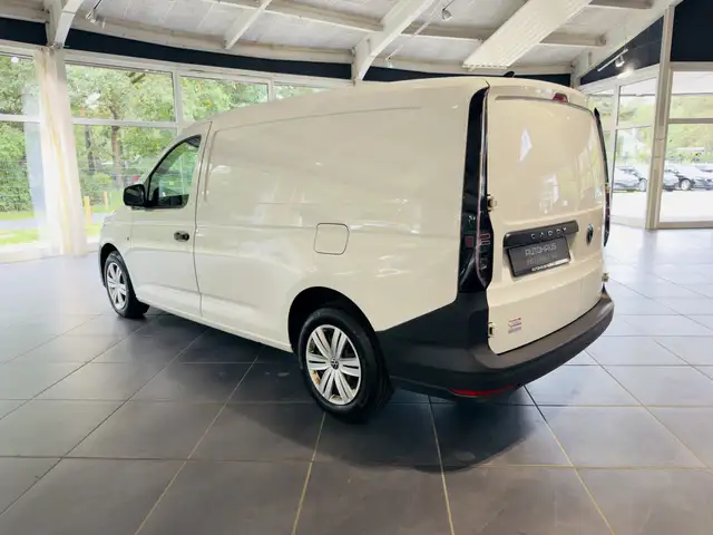 Volkswagen Caddy view 4