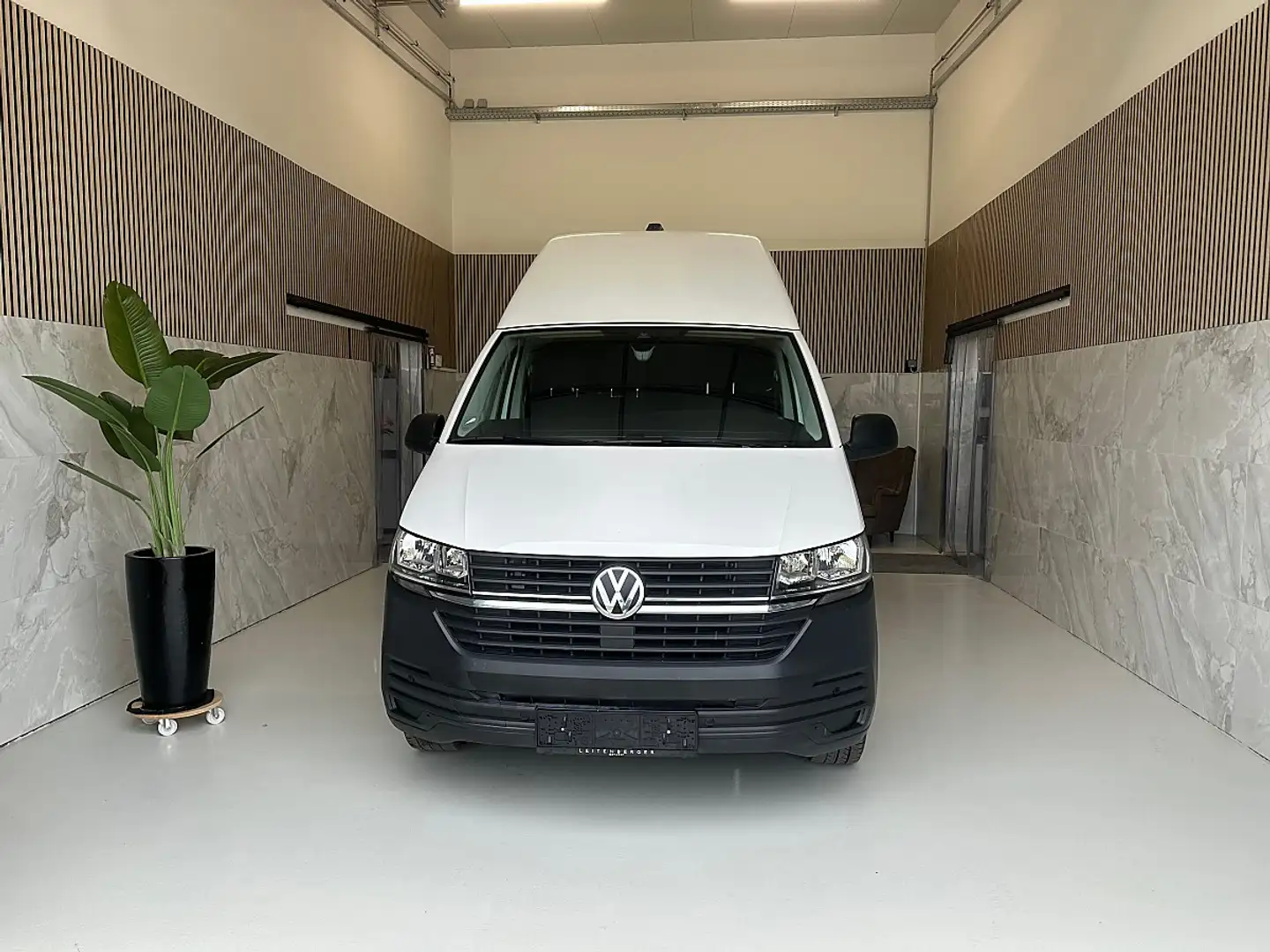 Volkswagen T6.1 Kasten LR HD Flügel, Standheizung Komforts... Weiß - 2