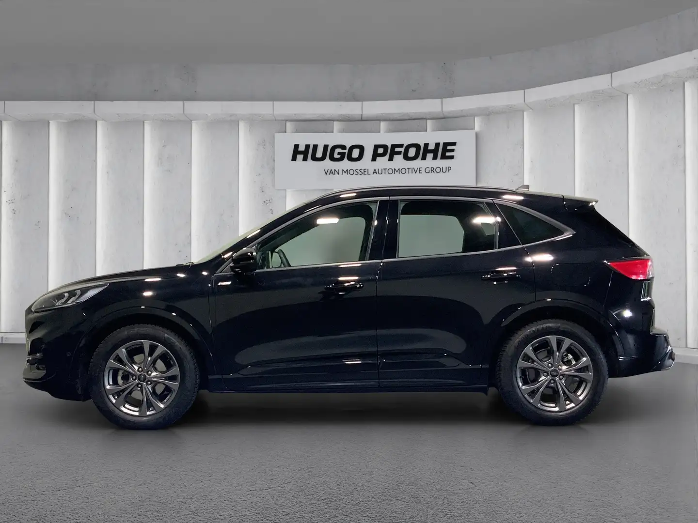 Ford Kuga ST-Line 1.5 EcoBoost | LED | ACC |  GJR | RFK | SH Negro - 2