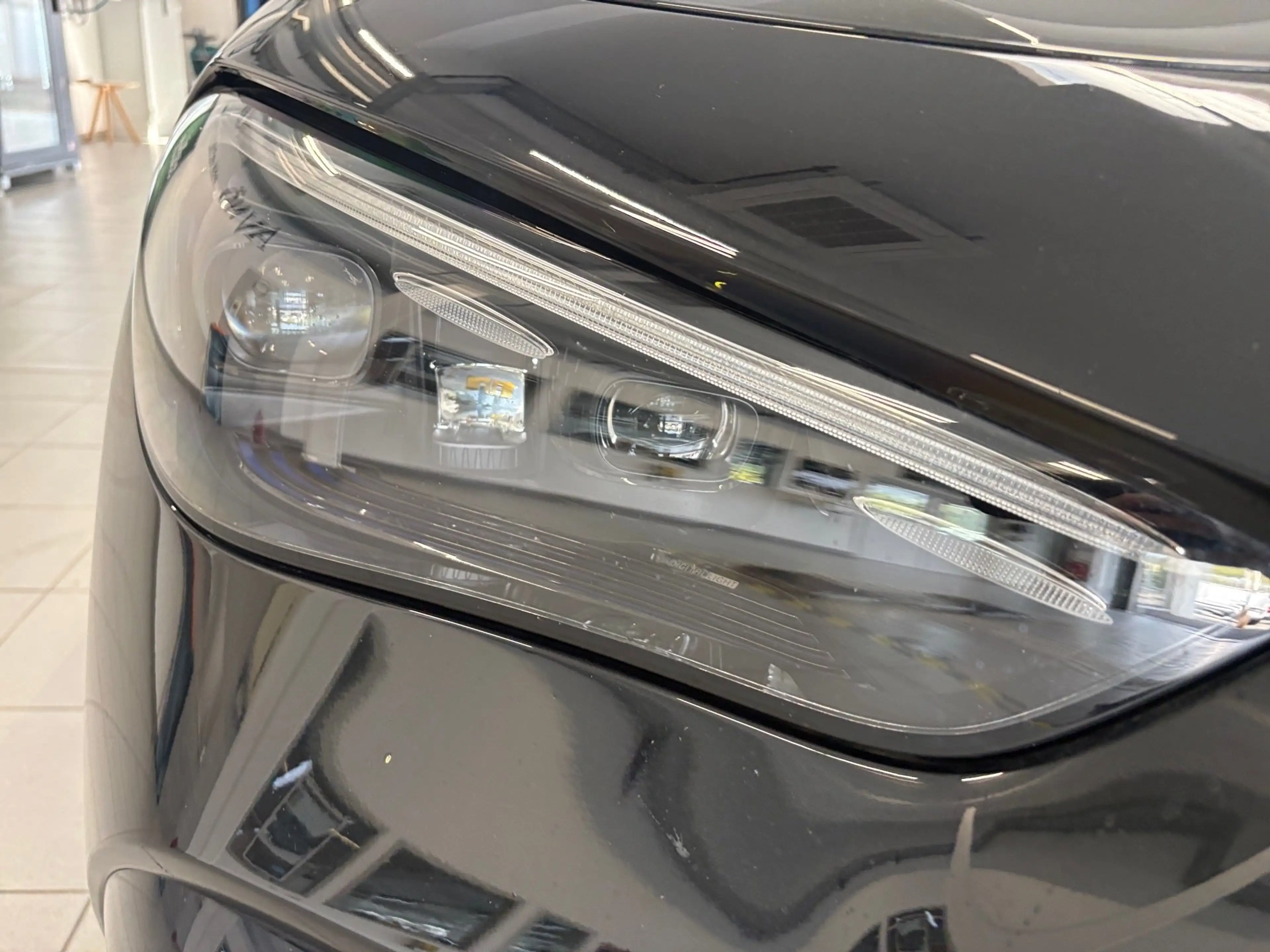 Mercedes-Benz CLE 300 e AMG PREMIUM PANO SD BURMESTER 3D — photo 9