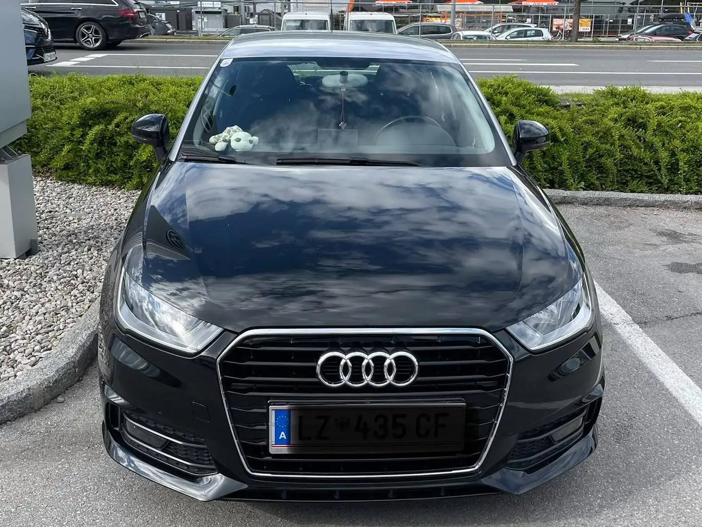 Audi A1 Schwarz - 1
