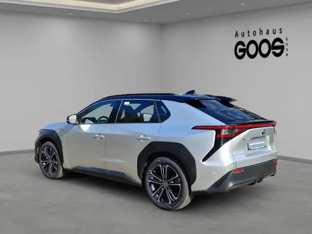 Toyota bZ4X view 3