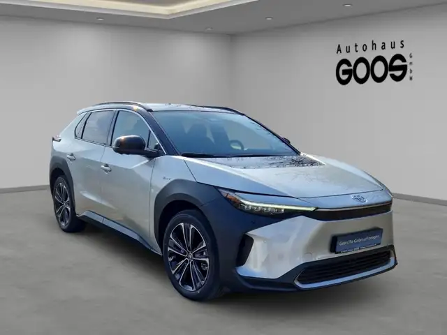 Toyota bZ4X view 7