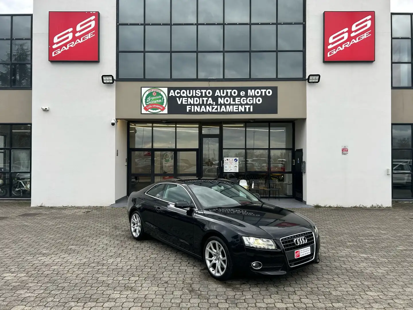 Audi A5 A5 Coupe 2.0 tfsi Ambition Nero - 1