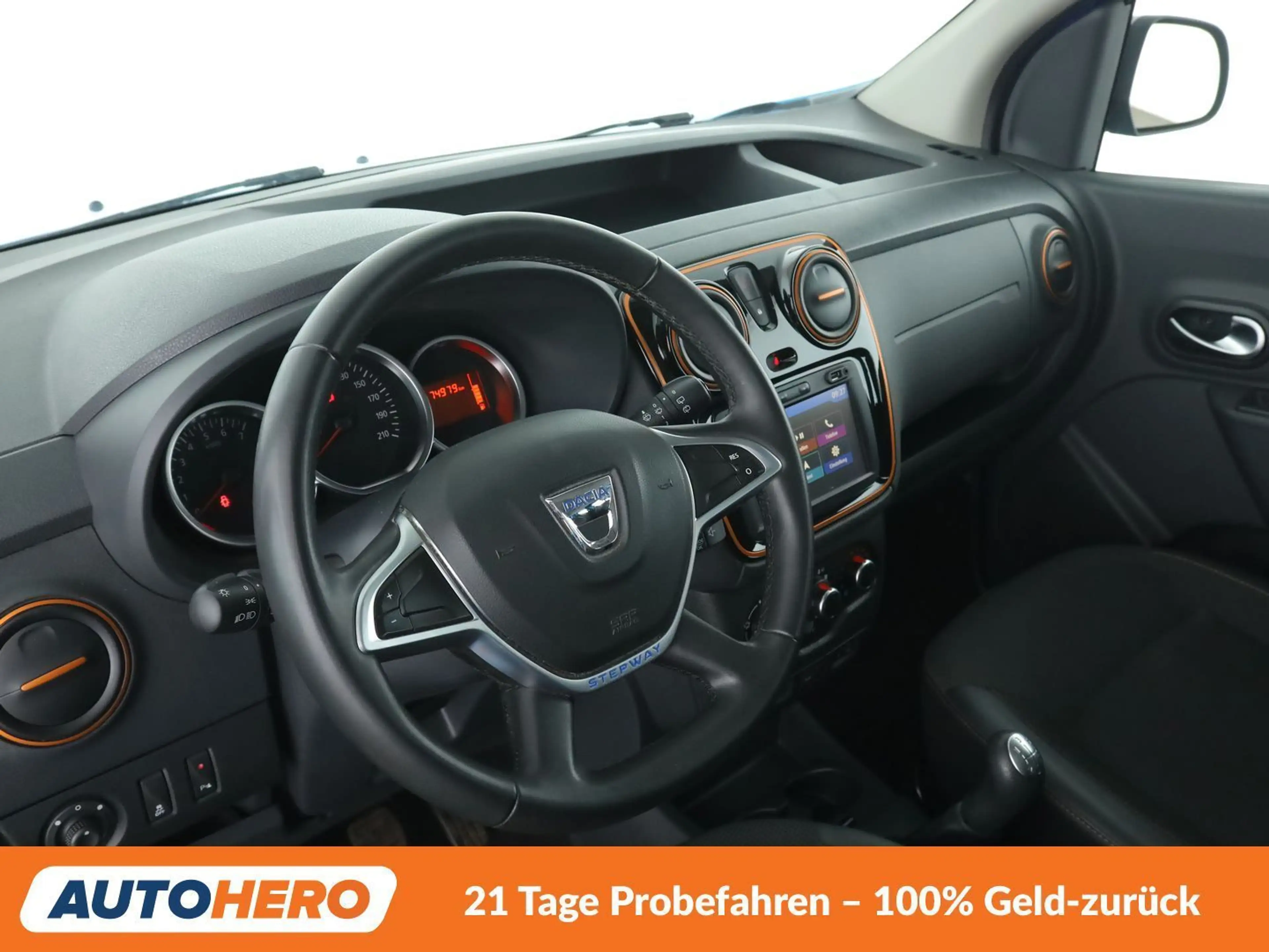 Dacia Dokker 1.2 TCe Stepway Celebration *NAVI*TEMPO*CAM*PDC* — photo 11