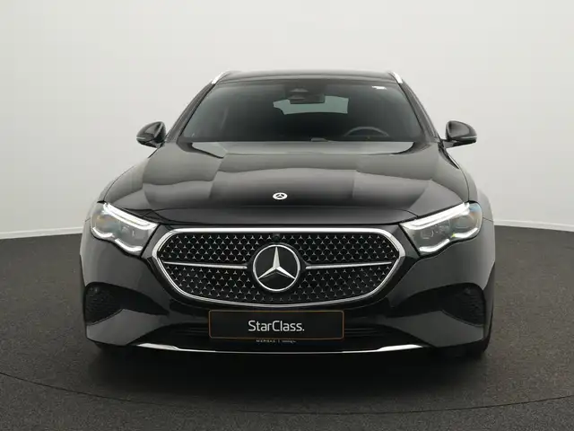 Mercedes-Benz E-Class view 2