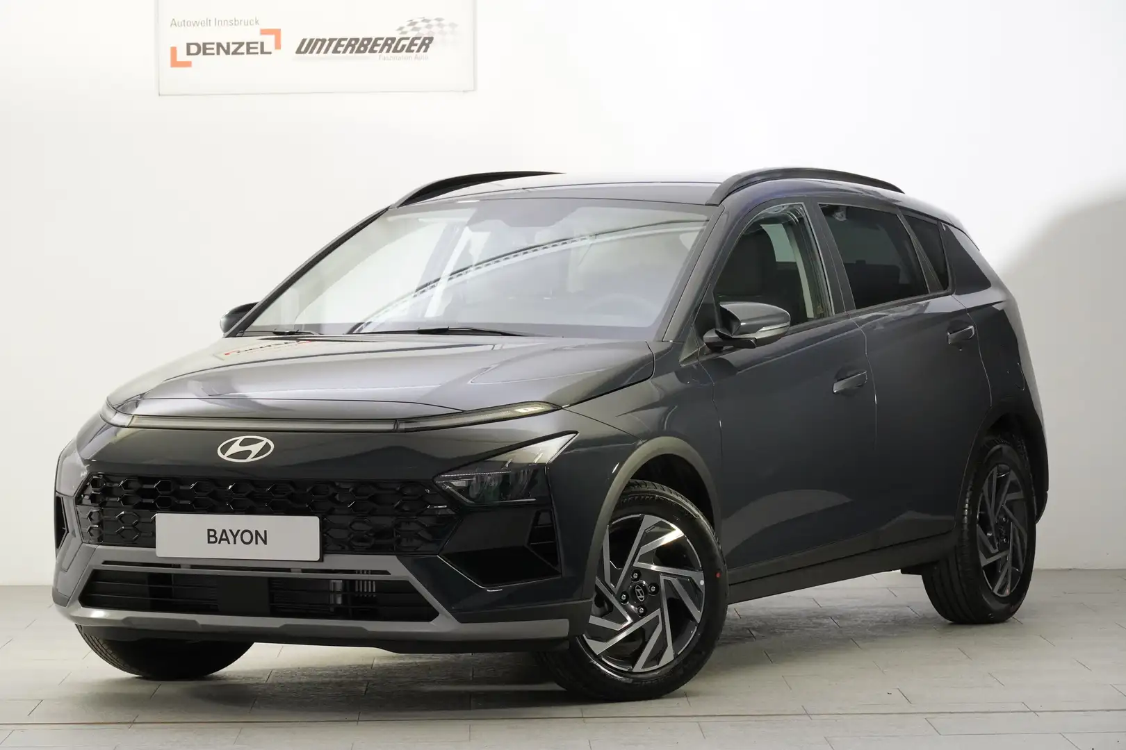 Hyundai BAYON GO Plus 1.2 MPI y5bu1 Šedá - 2
