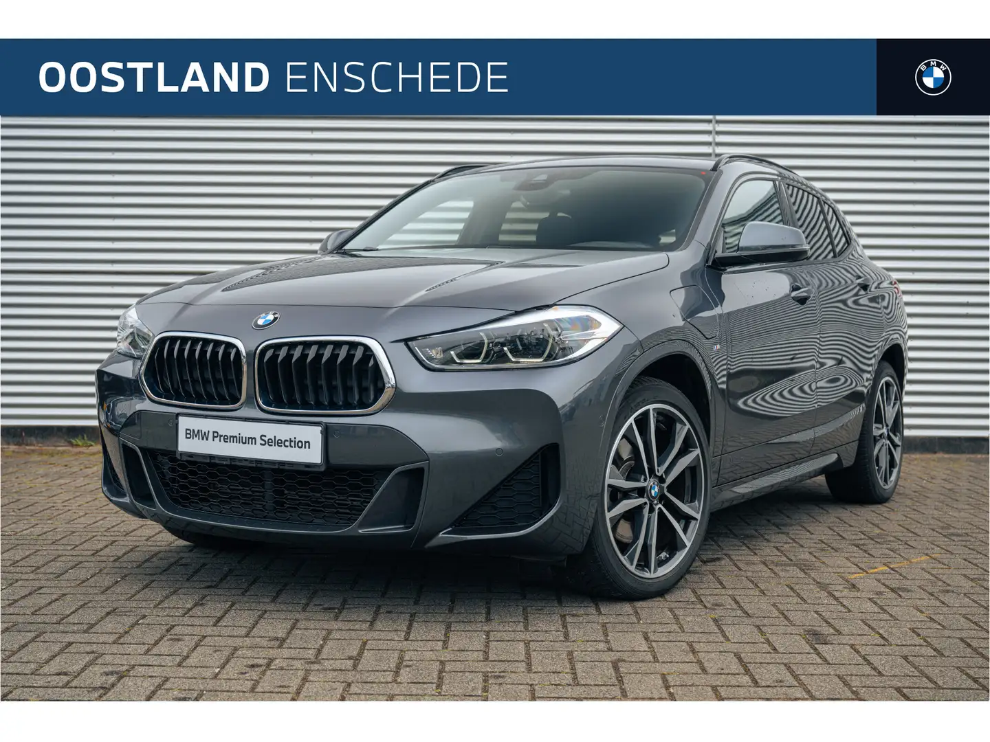 BMW X2 xDrive25e M Sport Automaat / Panoramadak / Sportst Grijs - 1