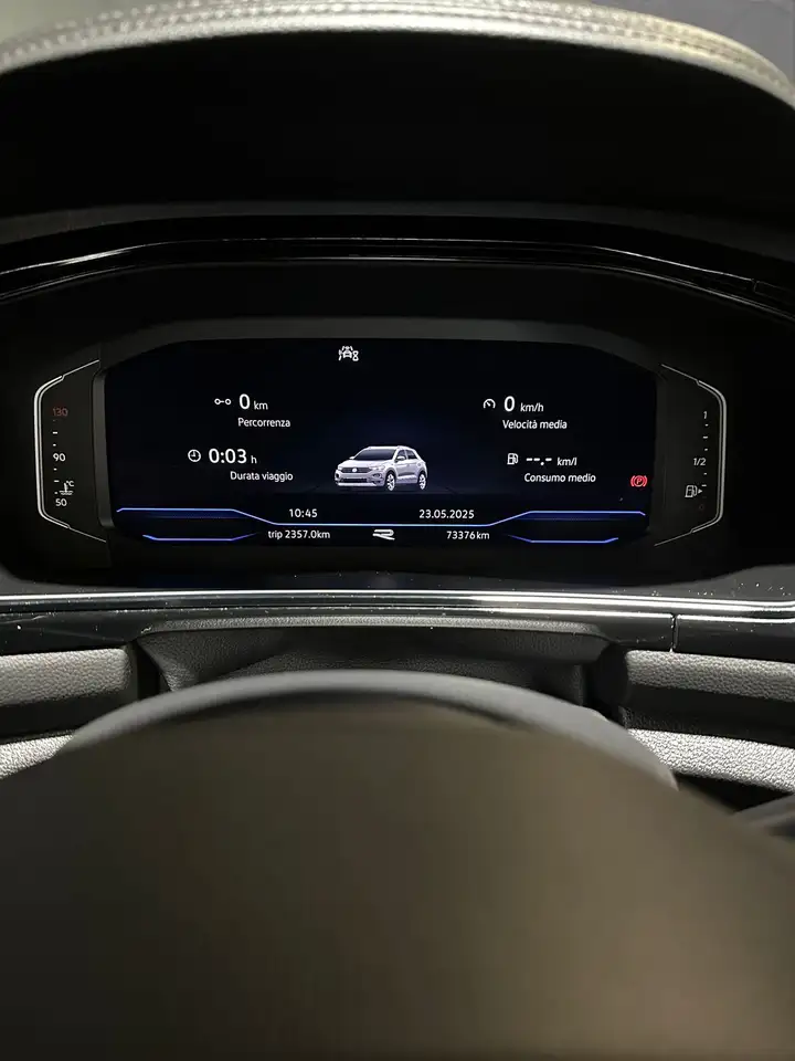 Volkswagen T-Roc 2.0 tdi SCR R-Line 4motion 150cv dsg 9