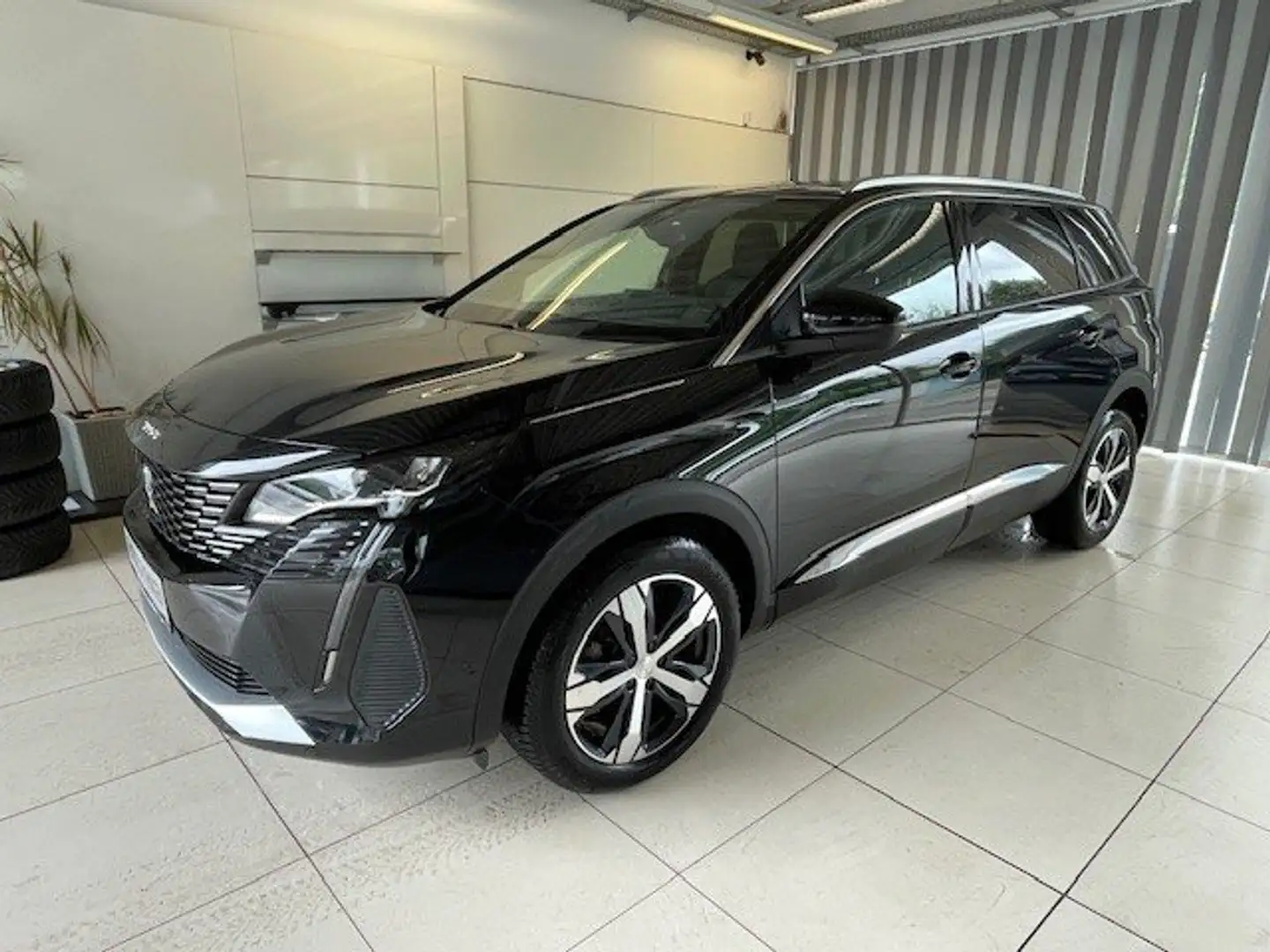 Peugeot 5008 Allure Pack Noir - 2