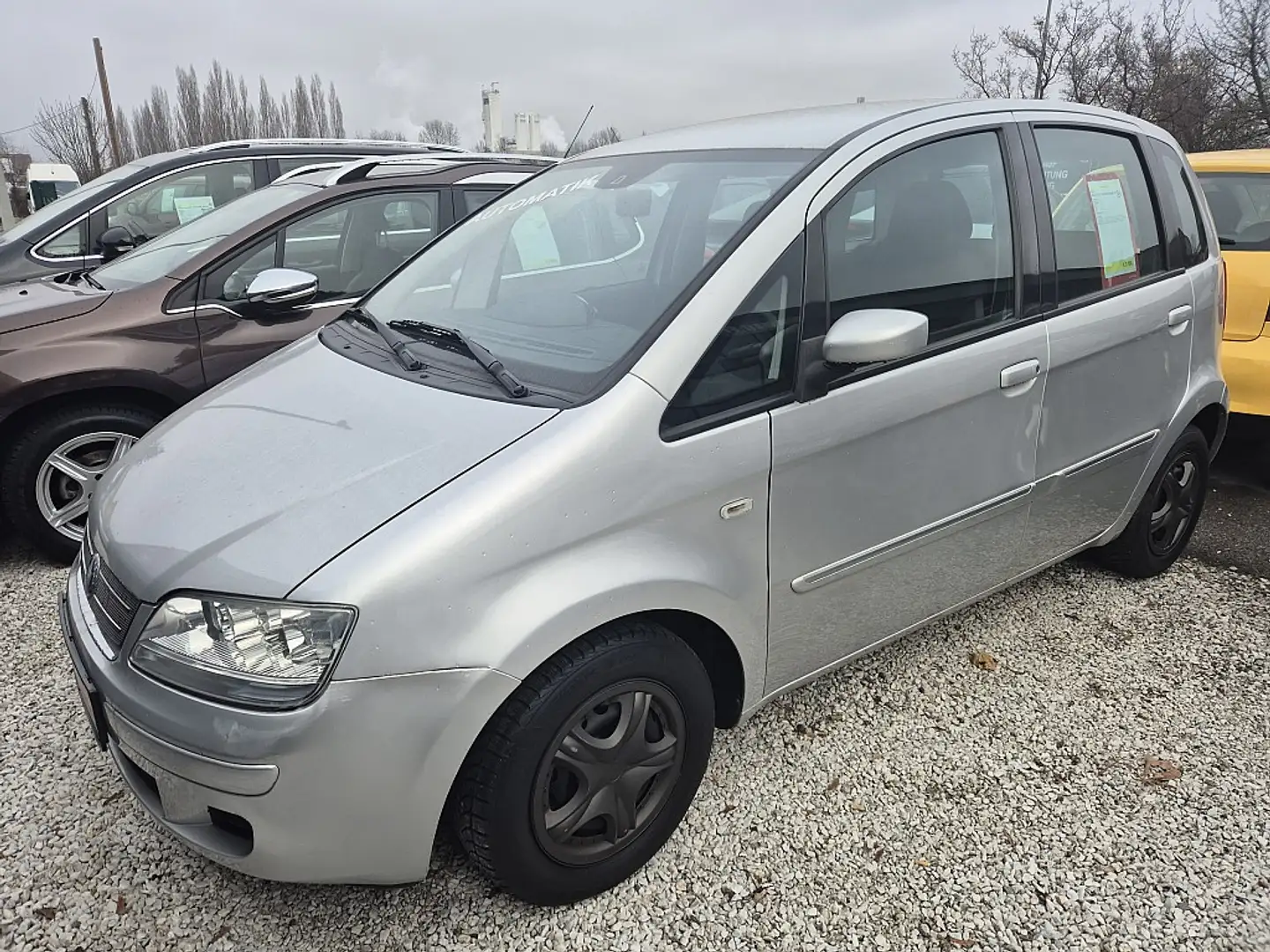 Fiat Idea 1,4 16V Dynamic Dualogic Aut. Срібний - 1