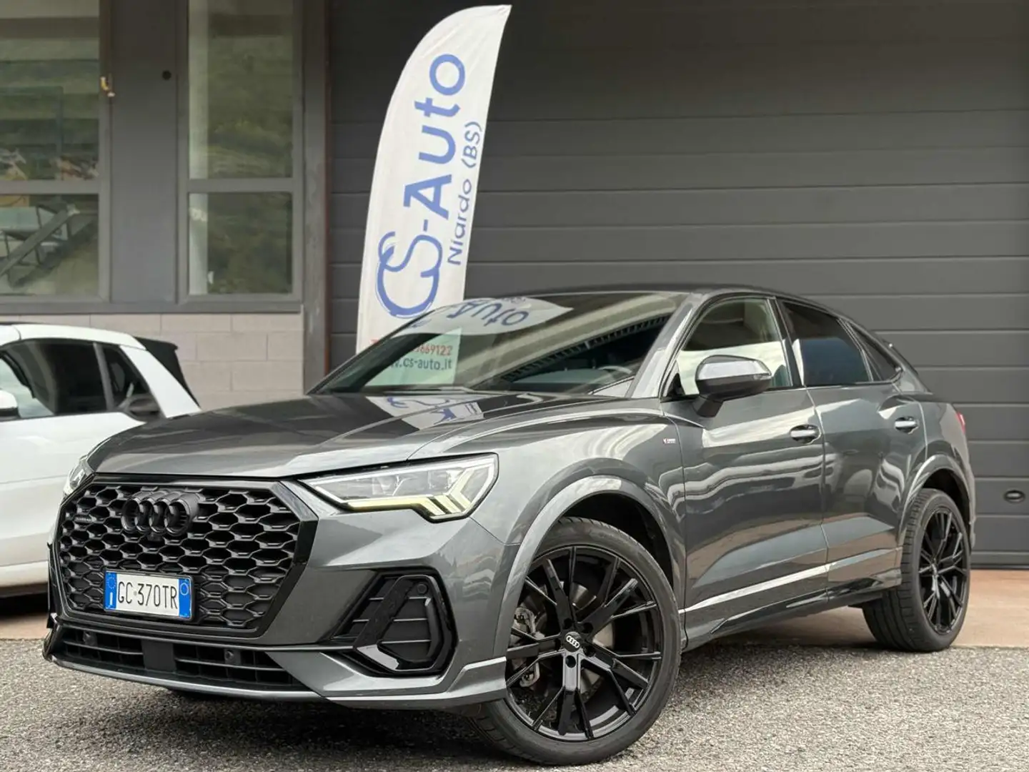 Audi Q3 SPB 45 TFSI S tronic quattro edition Gris - 1