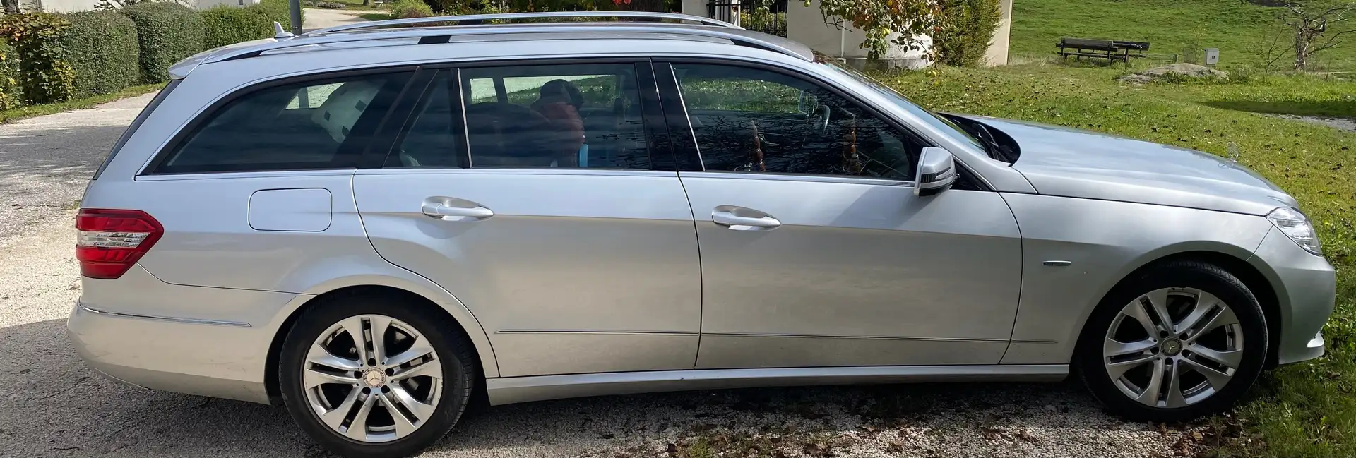Mercedes-Benz E 250 E 250 T Avantgarde CDI Avantgarde Silber - 1