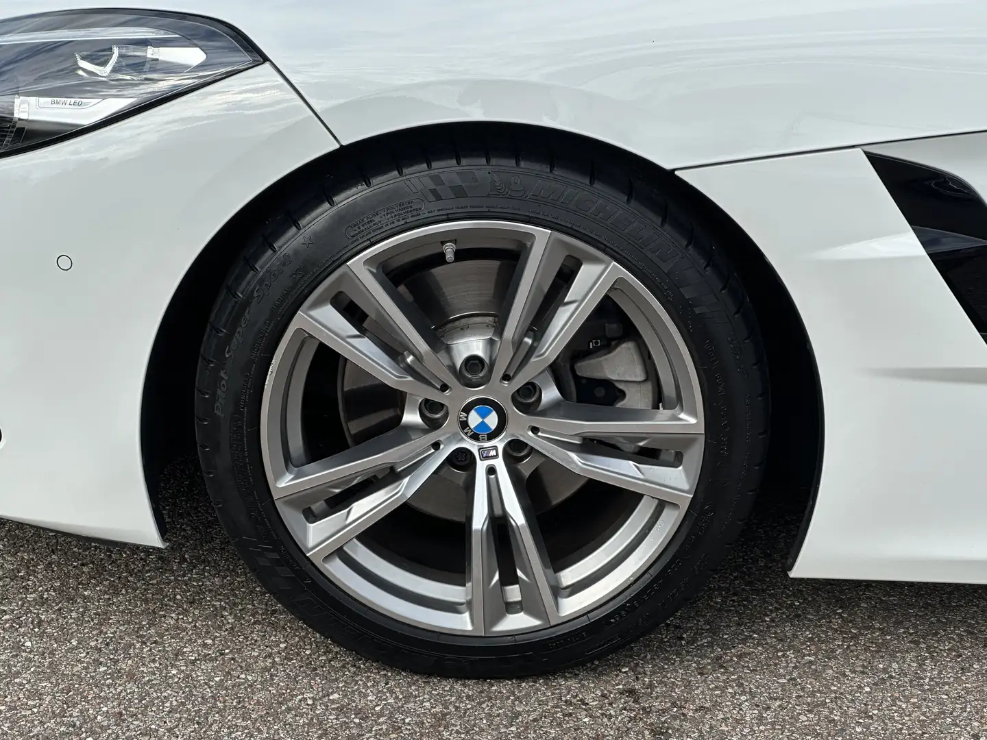 BMW Z4 sDrive20i M Sport Head-Up HK HiFi DAB LED Weiß - 2